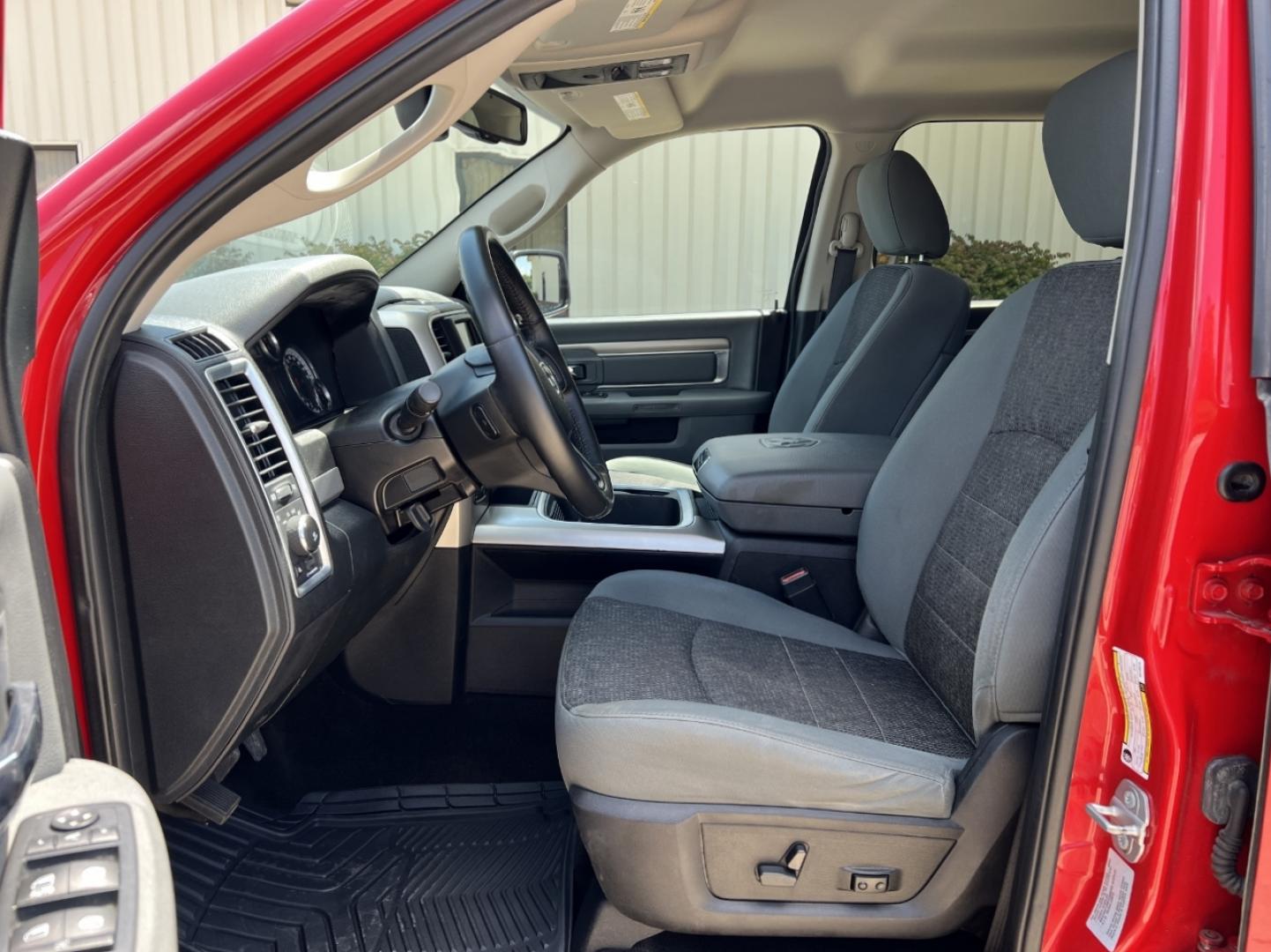 2016 RED /Gray Cloth RAM 1500 Big Horn Crew Cab 4WD (3C6RR7LT9GG) with an 5.7L V8 engine, Automatic transmission, located at 506 S. Kingshighway, Cape Girardeau, MO, 63703, (573) 235-5000, 37.294991, -89.553635 - 2016 Ram 1500 Big Horn 118xxx miles 4x4 5.7L V8 Automatic Navigation Backup Camera Power Driver Seat Bluetooth Remote Start Cruise Power Windows/Locks/Mirrors We have financing available and we accept trades! Fill out a credit application on our website or come by today! If you have any - Photo#15