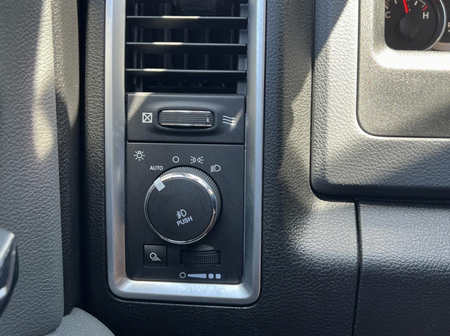2016 RED /Gray Cloth RAM 1500 Big Horn Crew Cab 4WD (3C6RR7LT9GG) with an 5.7L V8 engine, Automatic transmission, located at 506 S. Kingshighway, Cape Girardeau, MO, 63703, (573) 235-5000, 37.294991, -89.553635 - 2016 Ram 1500 Big Horn 118xxx miles 4x4 5.7L V8 Automatic Navigation Backup Camera Power Driver Seat Bluetooth Remote Start Cruise Power Windows/Locks/Mirrors We have financing available and we accept trades! Fill out a credit application on our website or come by today! If you have any - Photo#28