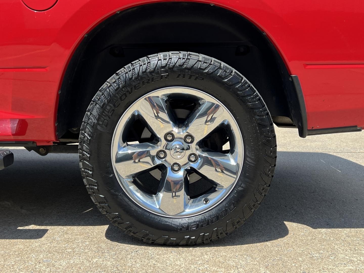 2016 RED /Gray Cloth RAM 1500 Big Horn Crew Cab 4WD (3C6RR7LT9GG) with an 5.7L V8 engine, Automatic transmission, located at 506 S. Kingshighway, Cape Girardeau, MO, 63703, (573) 235-5000, 37.294991, -89.553635 - 2016 Ram 1500 Big Horn 118xxx miles 4x4 5.7L V8 Automatic Navigation Backup Camera Power Driver Seat Bluetooth Remote Start Cruise Power Windows/Locks/Mirrors We have financing available and we accept trades! Fill out a credit application on our website or come by today! If you have any - Photo#35