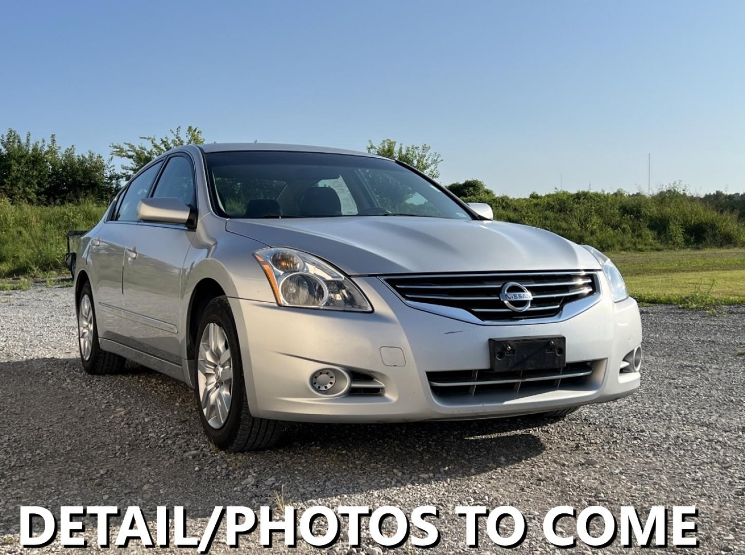 2012 SILVER /Black Cloth Nissan Altima 2.5 S (1N4AL2AP5CC) with an 2.5L 4 Cyl. engine, Automatic transmission, located at 2990 Old Orchard Rd., Jackson, MO, 63755, 37.354214, -89.612106 - We have financing available and we accept trades! Fill out a credit application on our website or come by today! If you have any questions, give us a call at (573) 204-7777 or visit our website at firstautocredit.com. - Photo#0