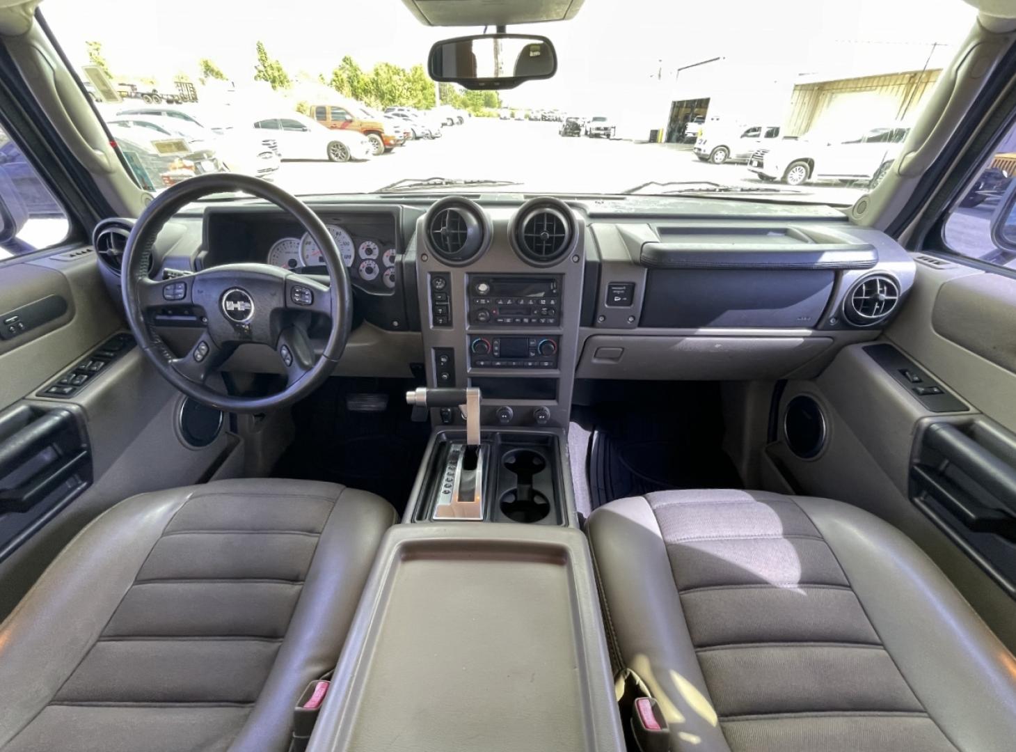 2004 TAN /Tan Hummer H2 Sport Utility (5GRGN23U84H) with an 6.0L V8 engine, Automatic transmission, located at 2990 Old Orchard Rd., Jackson, MO, 63755, 37.354214, -89.612106 - We have financing available and we accept trades! Fill out a credit application on our website or come by today! If you have any questions, give us a call at (573) 204-7777 or visit our website at firstautocredit.com. - Photo#17