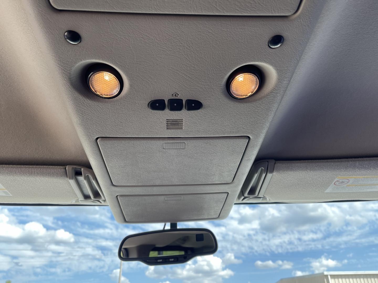 2004 TAN /Tan Hummer H2 Sport Utility (5GRGN23U84H) with an 6.0L V8 engine, Automatic transmission, located at 2990 Old Orchard Rd., Jackson, MO, 63755, 37.354214, -89.612106 - We have financing available and we accept trades! Fill out a credit application on our website or come by today! If you have any questions, give us a call at (573) 204-7777 or visit our website at firstautocredit.com. - Photo#20