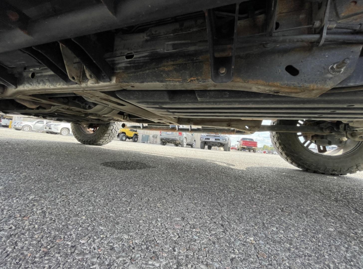 2004 TAN /Tan Hummer H2 Sport Utility (5GRGN23U84H) with an 6.0L V8 engine, Automatic transmission, located at 2990 Old Orchard Rd., Jackson, MO, 63755, 37.354214, -89.612106 - We have financing available and we accept trades! Fill out a credit application on our website or come by today! If you have any questions, give us a call at (573) 204-7777 or visit our website at firstautocredit.com. - Photo#30