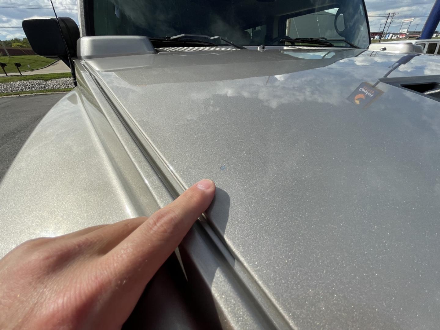 2004 TAN /Tan Hummer H2 Sport Utility (5GRGN23U84H) with an 6.0L V8 engine, Automatic transmission, located at 2990 Old Orchard Rd., Jackson, MO, 63755, 37.354214, -89.612106 - We have financing available and we accept trades! Fill out a credit application on our website or come by today! If you have any questions, give us a call at (573) 204-7777 or visit our website at firstautocredit.com. - Photo#31