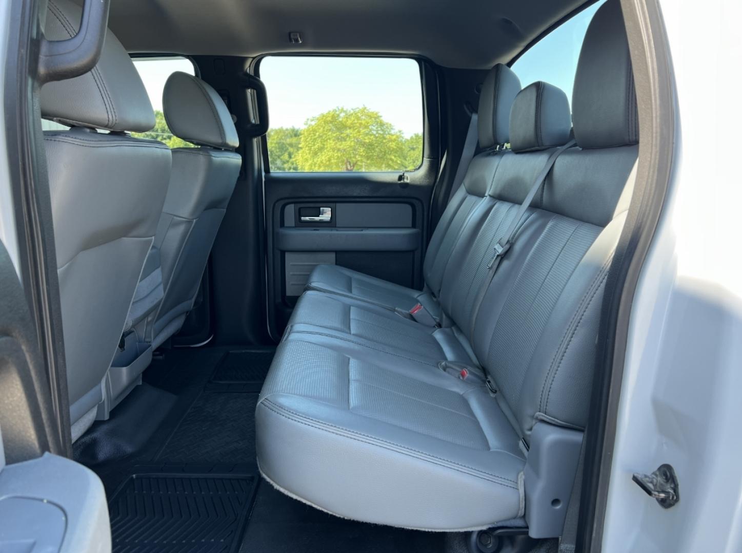 2012 WHITE /Gray Vinyl Ford F-150 XL SuperCrew 5.5-ft. Bed 2WD (1FTFW1CF8CF) with an 5.0L V8 engine, Automatic transmission, located at 506 S. Kingshighway, Cape Girardeau, MO, 63703, (573) 235-5000, 37.294991, -89.553635 - 2012 Ford F-150 XL 181xxx miles Rear Wheel Drive 5.0L V8 Automatic Cruise Power Windows/Locks/Mirrors We have financing available and we accept trades! Fill out a credit application on our website or come by today! If you have any questions, give us a call at (573) 235-5000 or visit our webs - Photo#13