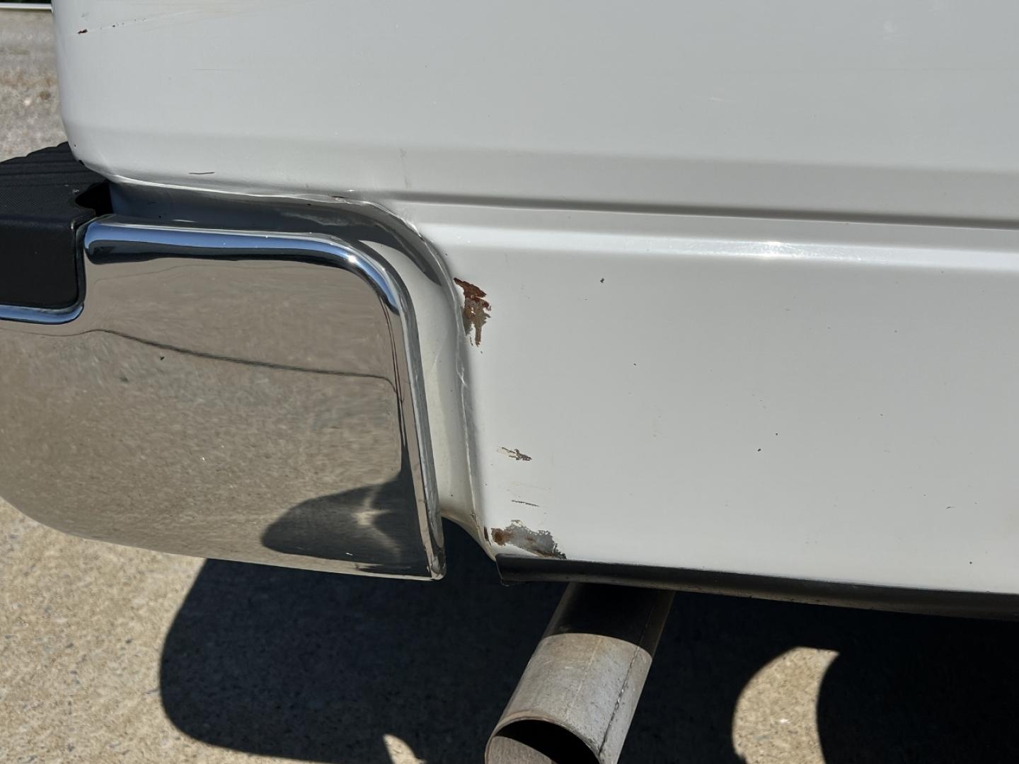 2012 WHITE /Gray Vinyl Ford F-150 XL SuperCrew 5.5-ft. Bed 2WD (1FTFW1CF8CF) with an 5.0L V8 engine, Automatic transmission, located at 506 S. Kingshighway, Cape Girardeau, MO, 63703, (573) 235-5000, 37.294991, -89.553635 - 2012 Ford F-150 XL 181xxx miles Rear Wheel Drive 5.0L V8 Automatic Cruise Power Windows/Locks/Mirrors We have financing available and we accept trades! Fill out a credit application on our website or come by today! If you have any questions, give us a call at (573) 235-5000 or visit our webs - Photo#35