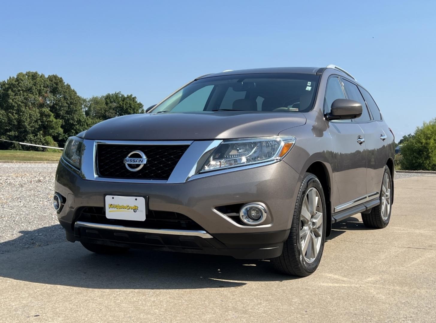 2014 BROWN /Tan Leather Nissan Pathfinder Platinum 4WD (5N1AR2MM2EC) with an 3.5L V6 engine, CVT transmission, located at 506 S. Kingshighway, Cape Girardeau, MO, 63703, (573) 235-5000, 37.294991, -89.553635 - 2014 Nissan Pathfinder Platinum 107xxx miles 4 Wheel Drive 3.5L V6 Automatic Leather 3rd Row Navigation Rear Entertainment Power/Heated/Cooled Seats Heated Rear Seats Heated Steering Wheel Sunroof Bluetooth Remote Start Cruise Power Windows/Locks/Mirrors We have financing available - Photo#11