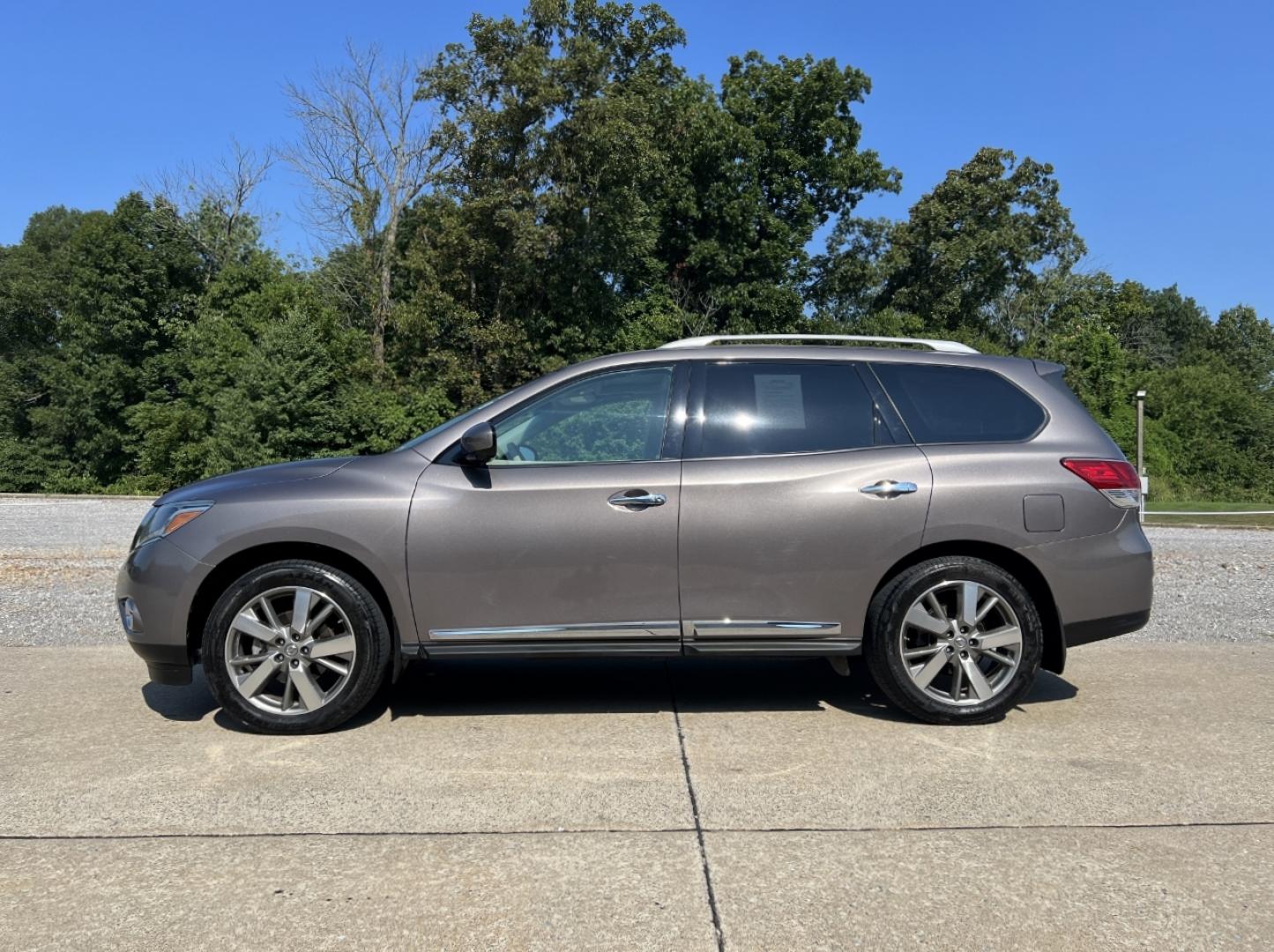 2014 BROWN /Tan Leather Nissan Pathfinder Platinum 4WD (5N1AR2MM2EC) with an 3.5L V6 engine, CVT transmission, located at 506 S. Kingshighway, Cape Girardeau, MO, 63703, (573) 235-5000, 37.294991, -89.553635 - 2014 Nissan Pathfinder Platinum 107xxx miles 4 Wheel Drive 3.5L V6 Automatic Leather 3rd Row Navigation Rear Entertainment Power/Heated/Cooled Seats Heated Rear Seats Heated Steering Wheel Sunroof Bluetooth Remote Start Cruise Power Windows/Locks/Mirrors We have financing available - Photo#12