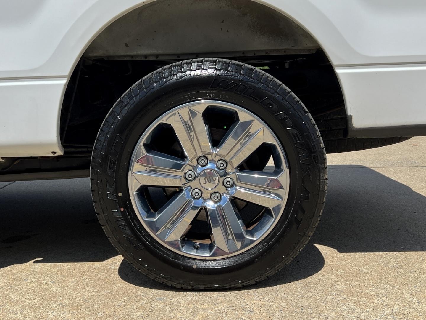 2014 WHITE /Gray Cloth Ford F-150 XLT SuperCrew 4WD (1FTFW1ET7EK) with an 3.5L V6 TURBO engine, Automatic transmission, located at 506 S. Kingshighway, Cape Girardeau, MO, 63703, (573) 235-5000, 37.294991, -89.553635 - 2014 Ford F-150 XLT 143xxx miles 4x4 3.5L V6 Automatic Backup Camera Power Driver Seat Bluetooth Cruise Power Windows/Locks/Mirrors We have financing available and we accept trades! Fill out a credit application on our website or come by today! If you have any questions, give us a call at - Photo#37