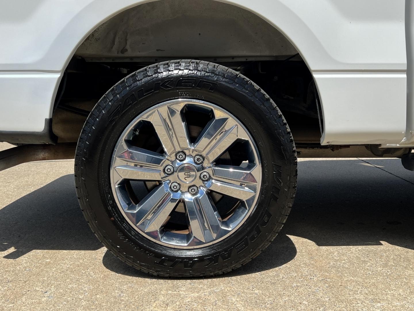 2014 WHITE /Gray Cloth Ford F-150 XLT SuperCrew 4WD (1FTFW1ET7EK) with an 3.5L V6 TURBO engine, Automatic transmission, located at 506 S. Kingshighway, Cape Girardeau, MO, 63703, (573) 235-5000, 37.294991, -89.553635 - 2014 Ford F-150 XLT 143xxx miles 4x4 3.5L V6 Automatic Backup Camera Power Driver Seat Bluetooth Cruise Power Windows/Locks/Mirrors We have financing available and we accept trades! Fill out a credit application on our website or come by today! If you have any questions, give us a call at - Photo#38