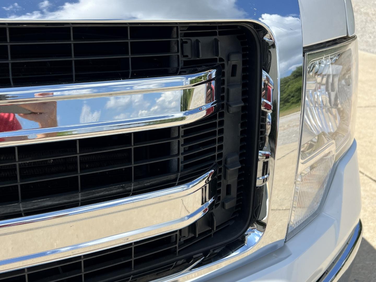 2014 WHITE /Gray Cloth Ford F-150 XLT SuperCrew 4WD (1FTFW1ET7EK) with an 3.5L V6 TURBO engine, Automatic transmission, located at 506 S. Kingshighway, Cape Girardeau, MO, 63703, (573) 235-5000, 37.294991, -89.553635 - 2014 Ford F-150 XLT 143xxx miles 4x4 3.5L V6 Automatic Backup Camera Power Driver Seat Bluetooth Cruise Power Windows/Locks/Mirrors We have financing available and we accept trades! Fill out a credit application on our website or come by today! If you have any questions, give us a call at - Photo#46
