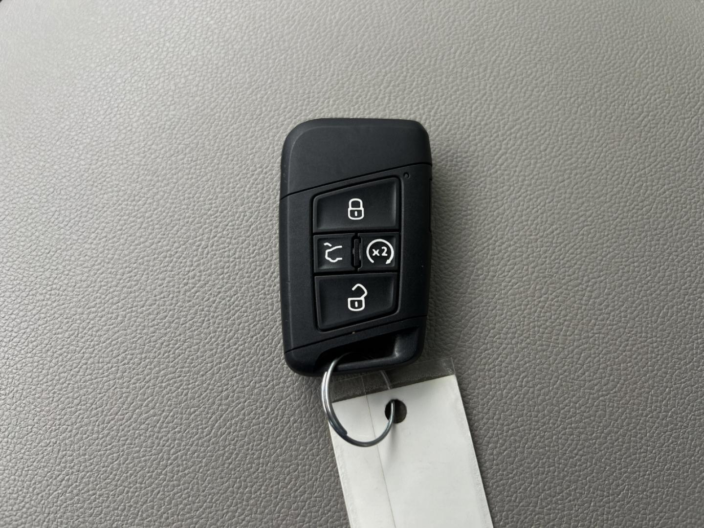2021 WHITE /Tan Leather Volkswagen Atlas V6 SEL 4MOTION (1V2BR2CA1MC) with an 3.6L V6 engine, Automatic transmission, located at 506 S. Kingshighway, Cape Girardeau, MO, 63703, (573) 235-5000, 37.294991, -89.553635 - 2021 Volkswagen Atlas SEL 4Motion 77xxx miles All Wheel Drive 3.6L V6 Automatic Leather 3rd Row Navigation Power/Heated Seats Heated Steering Wheel Backup Camera Sunroof Bluetooth Remote Start Cruise Power Windows/Locks/Mirrors We have financing available and we accept trades! Fill o - Photo#7