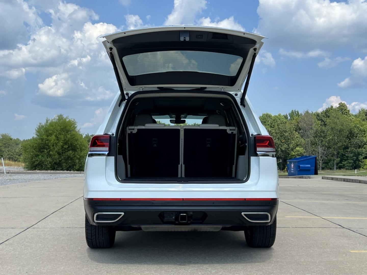 2021 WHITE /Tan Leather Volkswagen Atlas V6 SEL 4MOTION (1V2BR2CA1MC) with an 3.6L V6 engine, Automatic transmission, located at 506 S. Kingshighway, Cape Girardeau, MO, 63703, (573) 235-5000, 37.294991, -89.553635 - 2021 Volkswagen Atlas SEL 4Motion 77xxx miles All Wheel Drive 3.6L V6 Automatic Leather 3rd Row Navigation Power/Heated Seats Heated Steering Wheel Backup Camera Sunroof Bluetooth Remote Start Cruise Power Windows/Locks/Mirrors We have financing available and we accept trades! Fill o - Photo#22
