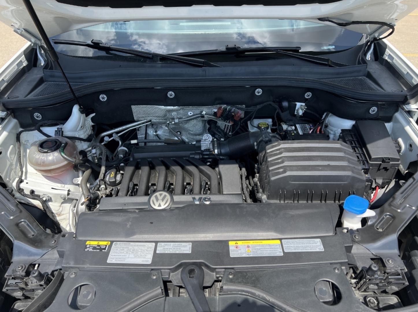 2021 WHITE /Tan Leather Volkswagen Atlas V6 SEL 4MOTION (1V2BR2CA1MC) with an 3.6L V6 engine, Automatic transmission, located at 506 S. Kingshighway, Cape Girardeau, MO, 63703, (573) 235-5000, 37.294991, -89.553635 - 2021 Volkswagen Atlas SEL 4Motion 77xxx miles All Wheel Drive 3.6L V6 Automatic Leather 3rd Row Navigation Power/Heated Seats Heated Steering Wheel Backup Camera Sunroof Bluetooth Remote Start Cruise Power Windows/Locks/Mirrors We have financing available and we accept trades! Fill o - Photo#38
