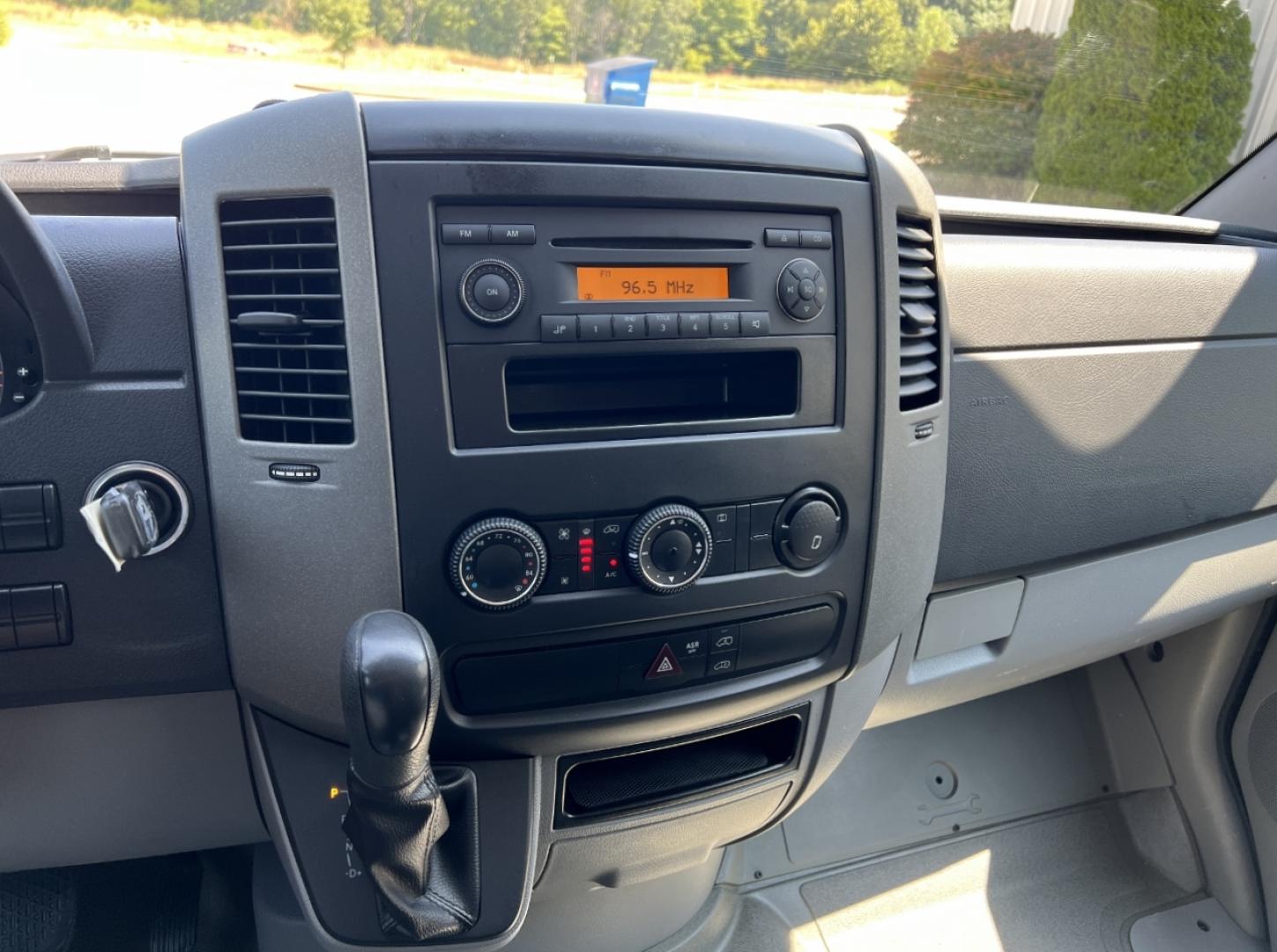 2013 WHITE /Black Cloth Mercedes-Benz Sprinter 2500 (WD3PE7CC1D5) with an 3.0L V6 TURBO DIESEL engine, Automatic transmission, located at 506 S. Kingshighway, Cape Girardeau, MO, 63703, (573) 235-5000, 37.294991, -89.553635 - 2013 Mercedes-Benz Sprinter 2500 Local 1-Owner Only 90xxx miles Rear Wheel Drive 3.0L V6 Diesel Automatic Cruise Power Windows/Locks/Mirrors We have financing available and we accept trades! Fill out a credit application on our website or come by today! If you have any questions, give us a - Photo#20