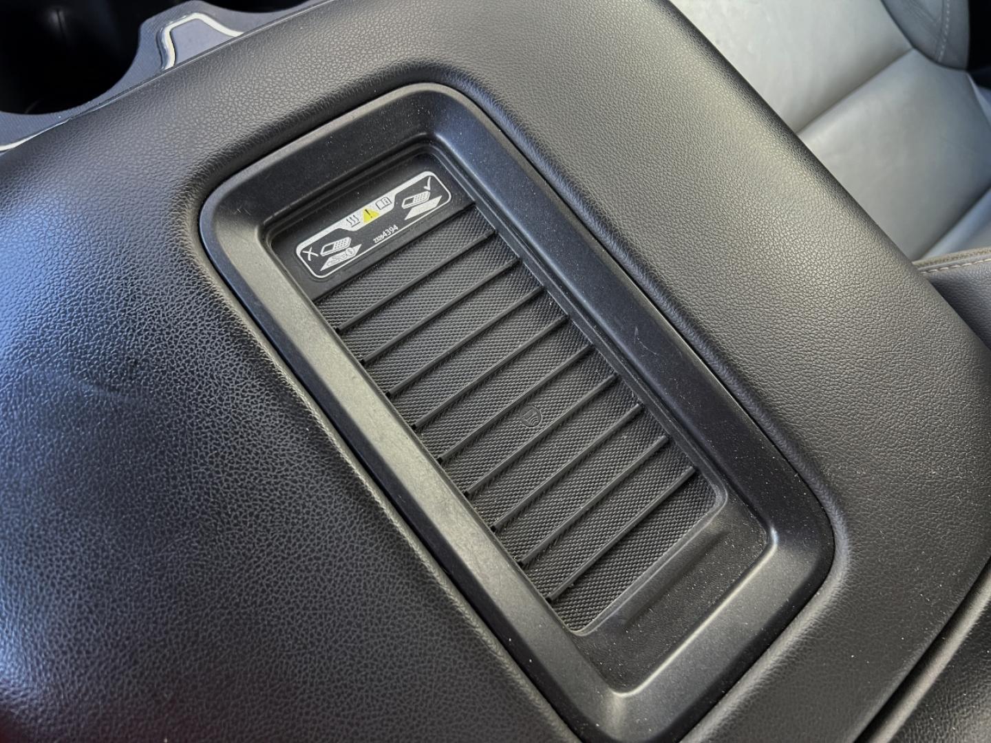 2016 GRAY /Gray Leather Chevrolet Silverado 2500HD LTZ Crew Cab 4WD (1GC1KWE82GF) with an 6.6L V8 TURBO DIESEL engine, Automatic transmission, located at 506 S. Kingshighway, Cape Girardeau, MO, 63703, (573) 235-5000, 37.294991, -89.553635 - 2016 Chevrolet Silverado 2500HD LTZ 136xxx miles 4x4 6.6L V8 Turbo Diesel Automatic Leather Navigation Power/Heated Seats Backup Camera Bluetooth Remote Start Cruise Power Windows/Locks/Mirrors We have financing available and we accept trades! Fill out a credit application on our websit - Photo#26