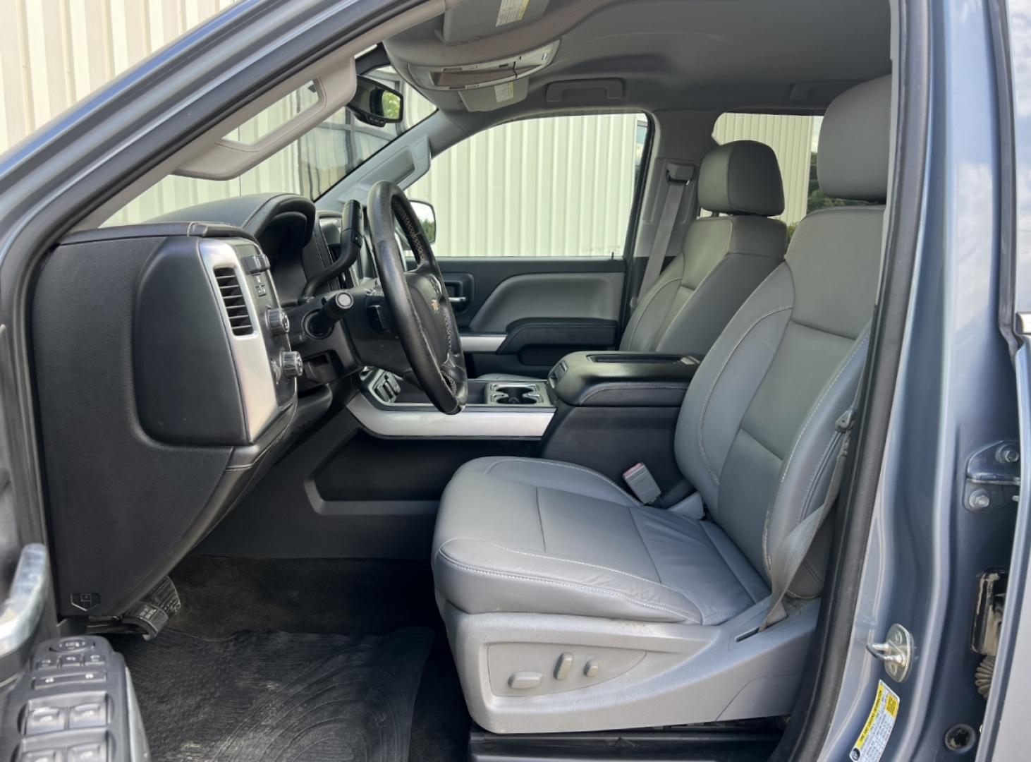 2016 GRAY /Gray Leather Chevrolet Silverado 2500HD LTZ Crew Cab 4WD (1GC1KWE82GF) with an 6.6L V8 TURBO DIESEL engine, Automatic transmission, located at 506 S. Kingshighway, Cape Girardeau, MO, 63703, (573) 235-5000, 37.294991, -89.553635 - 2016 Chevrolet Silverado 2500HD LTZ 136xxx miles 4x4 6.6L V8 Turbo Diesel Automatic Leather Navigation Power/Heated Seats Backup Camera Bluetooth Remote Start Cruise Power Windows/Locks/Mirrors We have financing available and we accept trades! Fill out a credit application on our websit - Photo#15