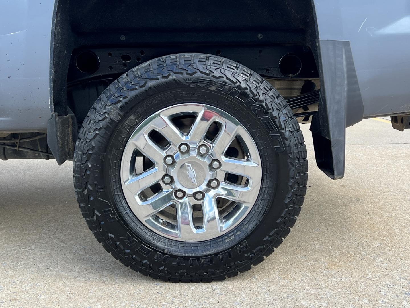2016 GRAY /Gray Leather Chevrolet Silverado 2500HD LTZ Crew Cab 4WD (1GC1KWE82GF) with an 6.6L V8 TURBO DIESEL engine, Automatic transmission, located at 506 S. Kingshighway, Cape Girardeau, MO, 63703, (573) 235-5000, 37.294991, -89.553635 - 2016 Chevrolet Silverado 2500HD LTZ 136xxx miles 4x4 6.6L V8 Turbo Diesel Automatic Leather Navigation Power/Heated Seats Backup Camera Bluetooth Remote Start Cruise Power Windows/Locks/Mirrors We have financing available and we accept trades! Fill out a credit application on our websit - Photo#36