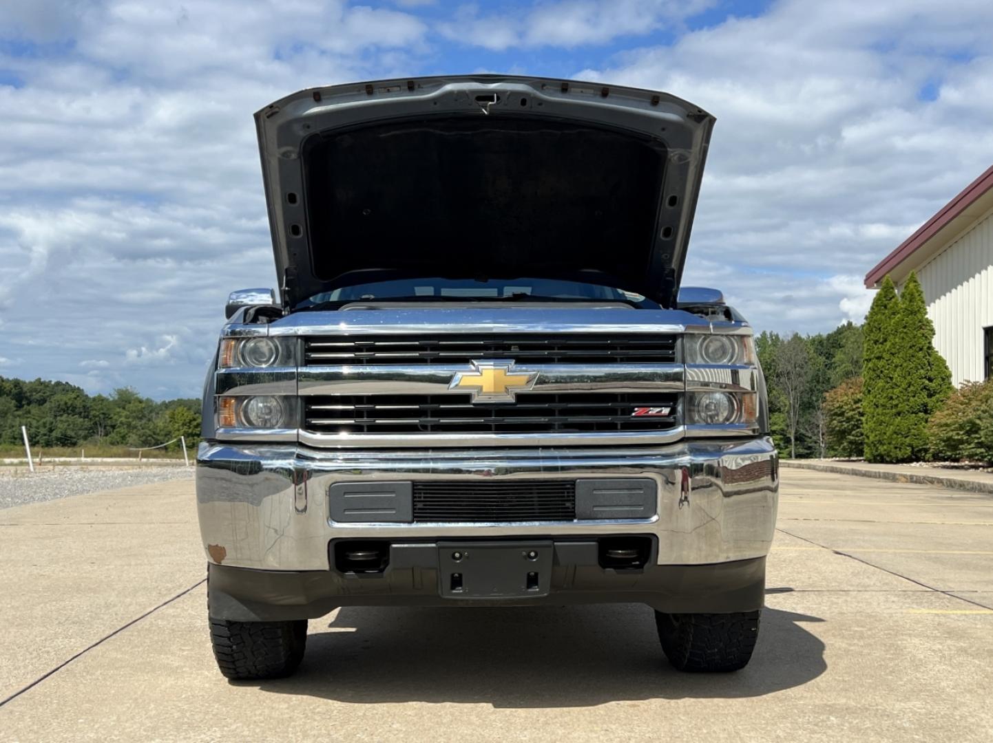 2016 GRAY /Gray Leather Chevrolet Silverado 2500HD LTZ Crew Cab 4WD (1GC1KWE82GF) with an 6.6L V8 TURBO DIESEL engine, Automatic transmission, located at 506 S. Kingshighway, Cape Girardeau, MO, 63703, (573) 235-5000, 37.294991, -89.553635 - 2016 Chevrolet Silverado 2500HD LTZ 136xxx miles 4x4 6.6L V8 Turbo Diesel Automatic Leather Navigation Power/Heated Seats Backup Camera Bluetooth Remote Start Cruise Power Windows/Locks/Mirrors We have financing available and we accept trades! Fill out a credit application on our websit - Photo#32