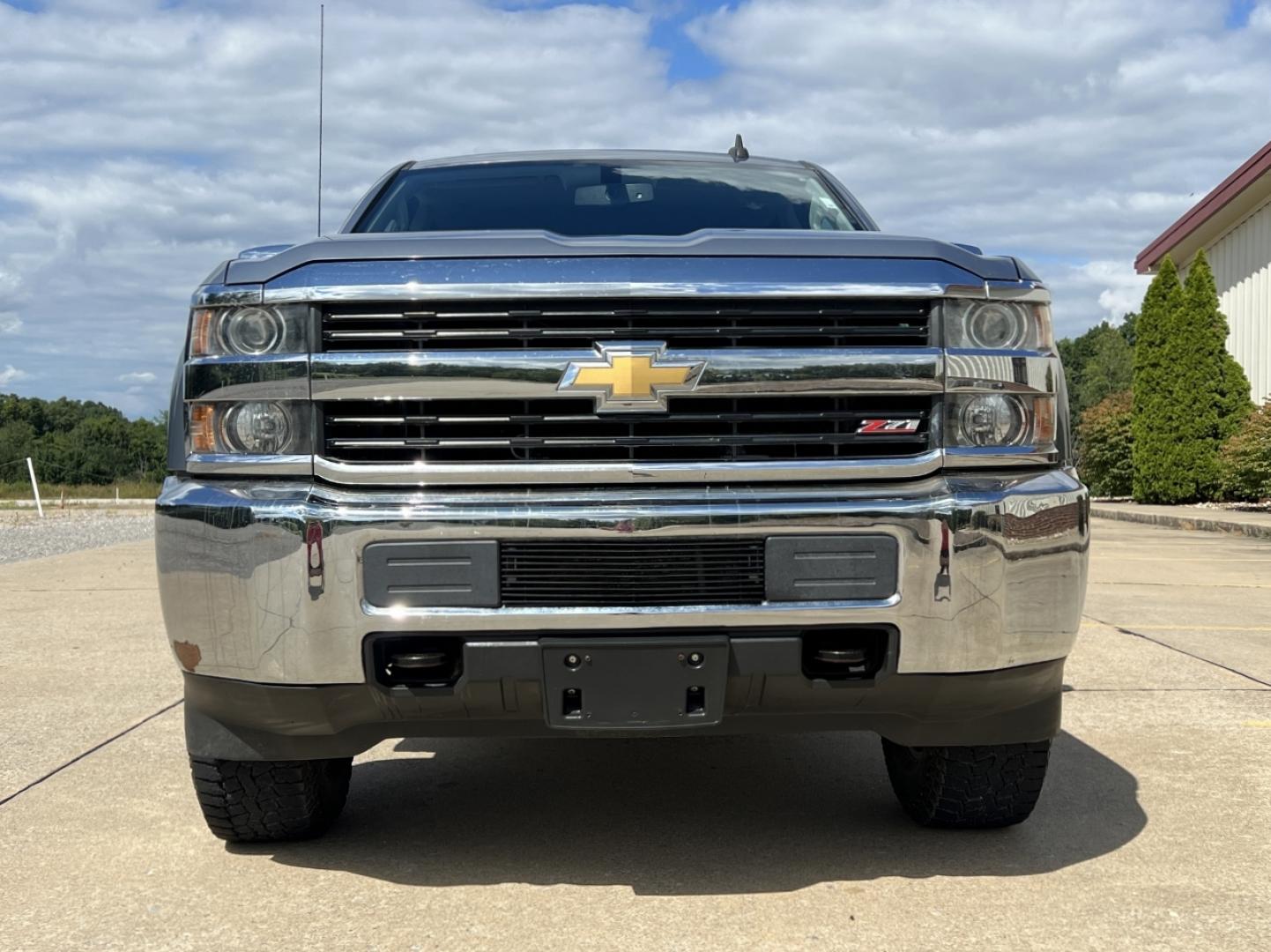 2016 GRAY /Gray Leather Chevrolet Silverado 2500HD LTZ Crew Cab 4WD (1GC1KWE82GF) with an 6.6L V8 TURBO DIESEL engine, Automatic transmission, located at 506 S. Kingshighway, Cape Girardeau, MO, 63703, (573) 235-5000, 37.294991, -89.553635 - 2016 Chevrolet Silverado 2500HD LTZ 136xxx miles 4x4 6.6L V8 Turbo Diesel Automatic Leather Navigation Power/Heated Seats Backup Camera Bluetooth Remote Start Cruise Power Windows/Locks/Mirrors We have financing available and we accept trades! Fill out a credit application on our websit - Photo#13