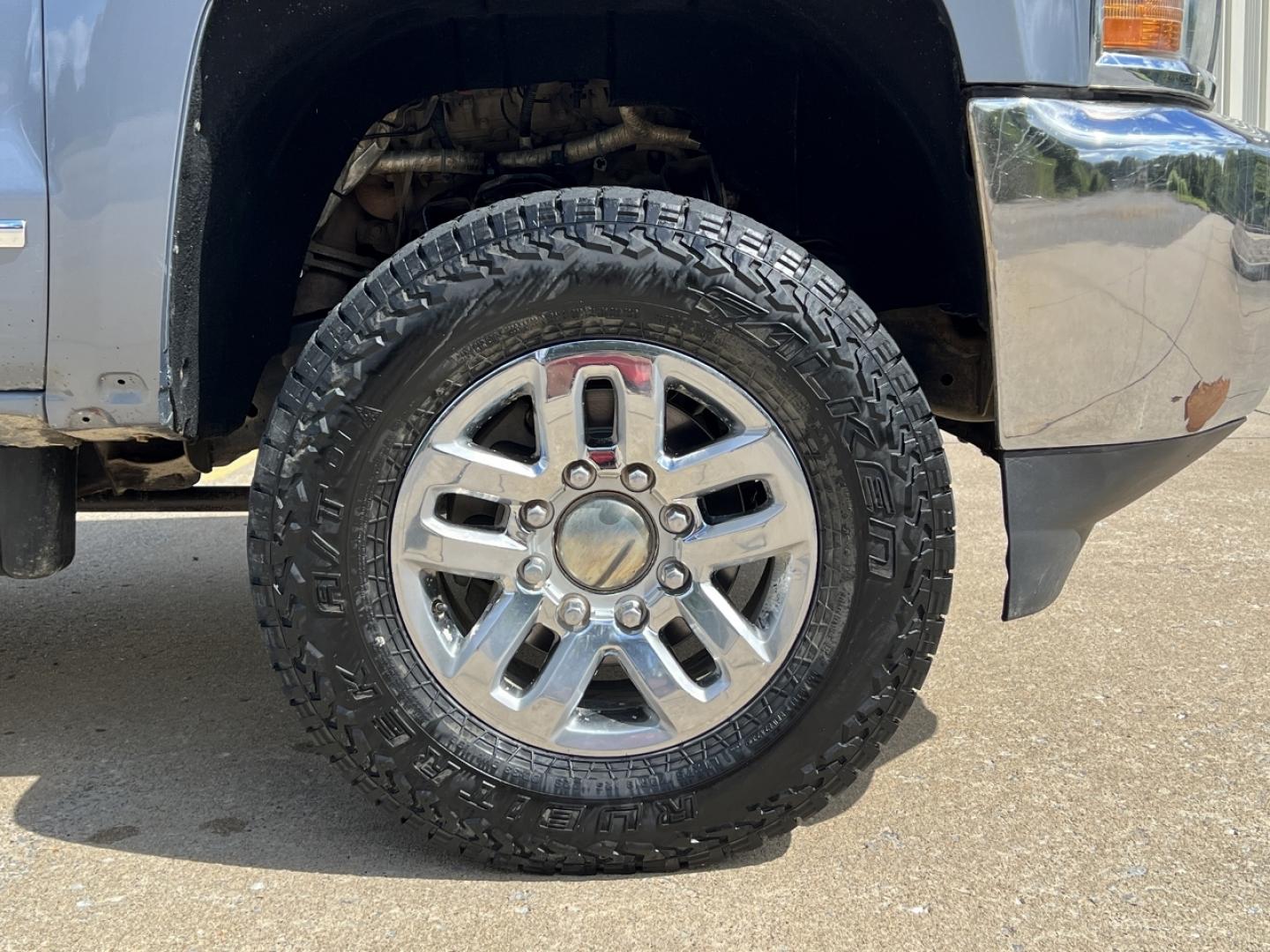 2016 GRAY /Gray Leather Chevrolet Silverado 2500HD LTZ Crew Cab 4WD (1GC1KWE82GF) with an 6.6L V8 TURBO DIESEL engine, Automatic transmission, located at 506 S. Kingshighway, Cape Girardeau, MO, 63703, (573) 235-5000, 37.294991, -89.553635 - 2016 Chevrolet Silverado 2500HD LTZ 136xxx miles 4x4 6.6L V8 Turbo Diesel Automatic Leather Navigation Power/Heated Seats Backup Camera Bluetooth Remote Start Cruise Power Windows/Locks/Mirrors We have financing available and we accept trades! Fill out a credit application on our websit - Photo#38
