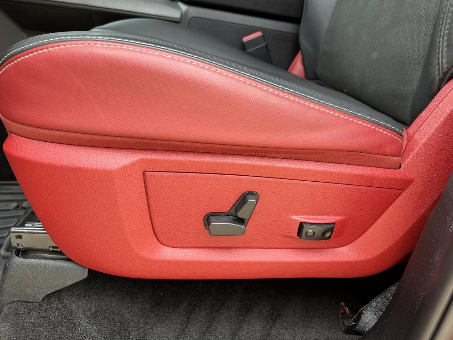 2016 RED /Black Leather RAM 1500 Rebel Crew Cab 4WD (1C6RR7YT8GS) with an 5.7L V8 engine, Automatic transmission, located at 2990 Old Orchard Rd., Jackson, MO, 63755, 37.354214, -89.612106 - *** SALVAGE TITLE *** 2016 Ram 1500 Rebel Only 59xxx miles 4x4 5.7L V8 HEMI Automatic Leather Navigation Power/Heated Seats Heated Steering Wheel Backup Camera Bluetooth Remote Start Cruise Power Windows/Locks/Mirrors We have financing available and we accept trades! Fill out a credit - Photo#6