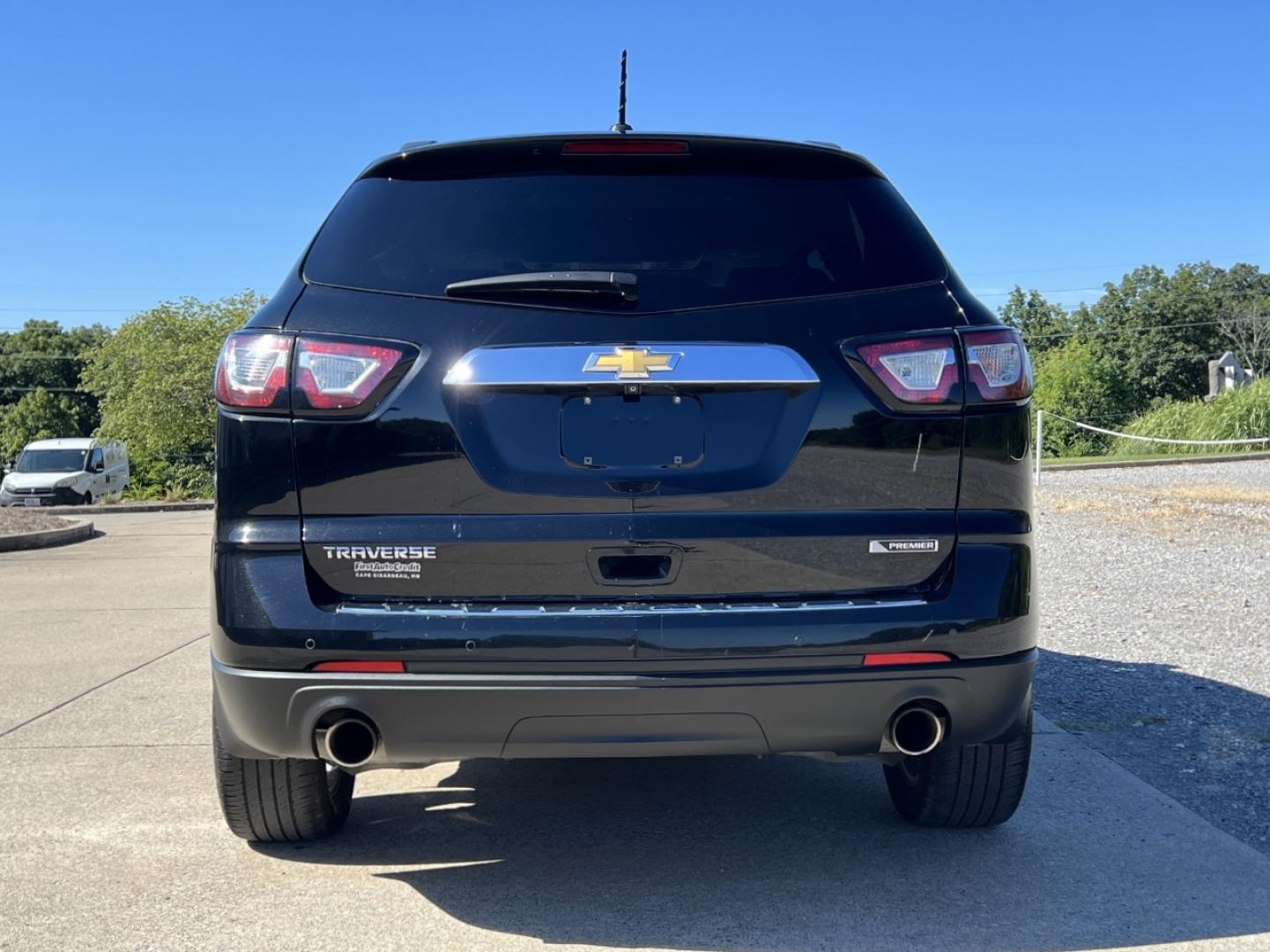 2017 BLACK /Black Leather Chevrolet Traverse Premier FWD (1GNKRJKD8HJ) with an 3.6L V6 engine, Automatic transmission, located at 506 S. Kingshighway, Cape Girardeau, MO, 63703, (573) 235-5000, 37.294991, -89.553635 - 2017 Chevrolet Traverse Premier 155xxx miles Front Wheel Drive 3.6L V6 Automatic Leather 3rd Row Navigation Rear Entertainment Power/Heated/Cooled Seats Heated Steering Wheel Backup Camera Sunroof Bluetooth Remote Start Cruise Power Windows/Locks/Mirrors We have financing available - Photo#14