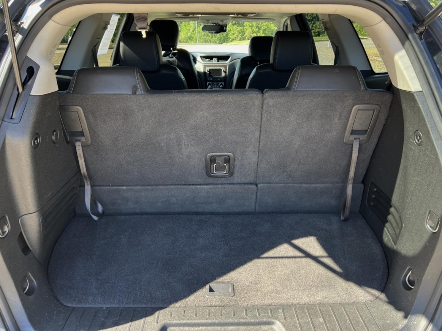 2017 BLACK /Black Leather Chevrolet Traverse Premier FWD (1GNKRJKD8HJ) with an 3.6L V6 engine, Automatic transmission, located at 506 S. Kingshighway, Cape Girardeau, MO, 63703, (573) 235-5000, 37.294991, -89.553635 - 2017 Chevrolet Traverse Premier 155xxx miles Front Wheel Drive 3.6L V6 Automatic Leather 3rd Row Navigation Rear Entertainment Power/Heated/Cooled Seats Heated Steering Wheel Backup Camera Sunroof Bluetooth Remote Start Cruise Power Windows/Locks/Mirrors We have financing available - Photo#24