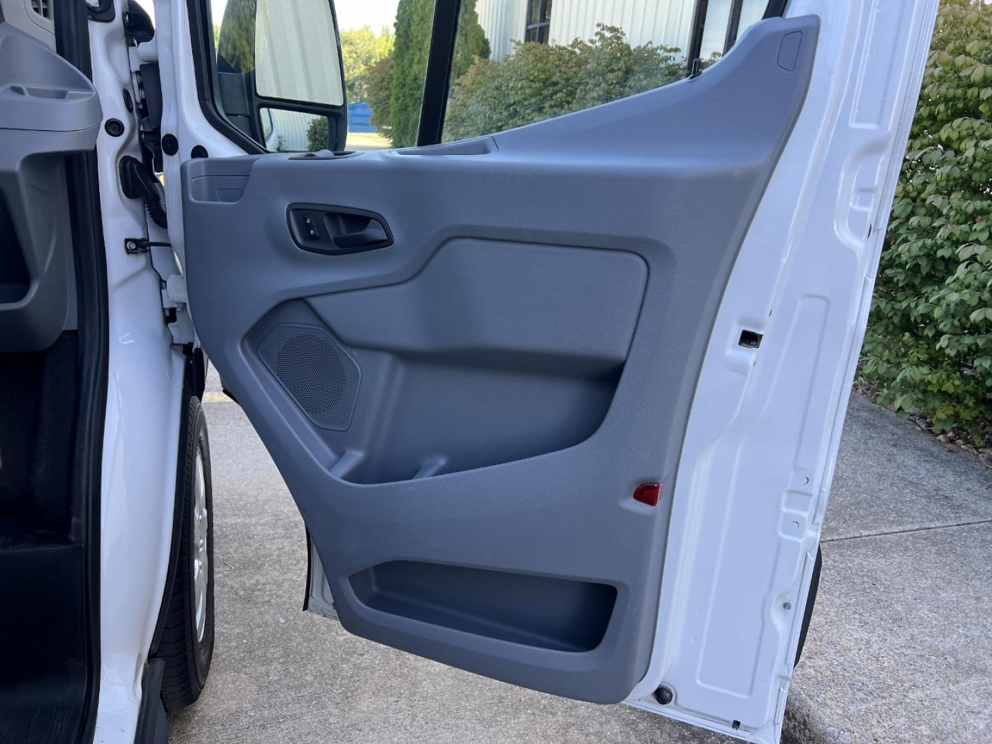 2018 WHITE /Gray Cloth Ford Transit 350 XLT (1FBZX2ZMXJK) with an 3.7L V6 engine, Automatic transmission, located at 506 S. Kingshighway, Cape Girardeau, MO, 63703, (573) 235-5000, 37.294991, -89.553635 - 2018 Ford Transit 350 XLT 80xxx miles Rear Wheel Drive 3.7L V6 Automatic Backup Camera Cruise Power Windows/Locks/Mirrors We have financing available and we accept trades! Fill out a credit application on our website or come by today! If you have any questions, give us a call at (573) 235-5 - Photo#12