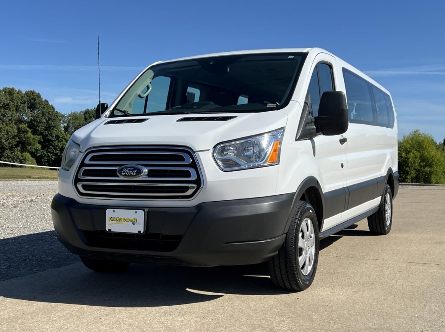 2018 WHITE /Gray Cloth Ford Transit 350 XLT (1FBZX2ZMXJK) with an 3.7L V6 engine, Automatic transmission, located at 506 S. Kingshighway, Cape Girardeau, MO, 63703, (573) 235-5000, 37.294991, -89.553635 - 2018 Ford Transit 350 XLT 80xxx miles Rear Wheel Drive 3.7L V6 Automatic Backup Camera Cruise Power Windows/Locks/Mirrors We have financing available and we accept trades! Fill out a credit application on our website or come by today! If you have any questions, give us a call at (573) 235-5 - Photo#3