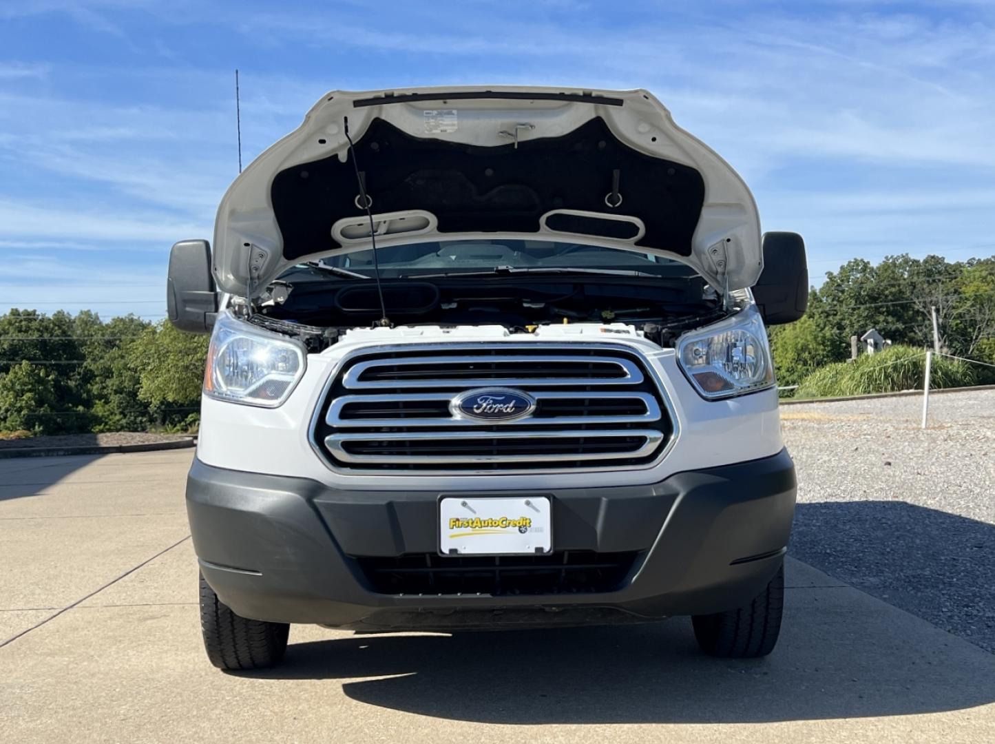 2018 WHITE /Gray Cloth Ford Transit 350 XLT (1FBZX2ZMXJK) with an 3.7L V6 engine, Automatic transmission, located at 506 S. Kingshighway, Cape Girardeau, MO, 63703, (573) 235-5000, 37.294991, -89.553635 - 2018 Ford Transit 350 XLT 80xxx miles Rear Wheel Drive 3.7L V6 Automatic Backup Camera Cruise Power Windows/Locks/Mirrors We have financing available and we accept trades! Fill out a credit application on our website or come by today! If you have any questions, give us a call at (573) 235-5 - Photo#27