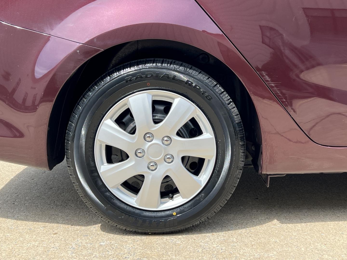 2018 BURGUNDY /Black Cloth Kia Forte LX (3KPFK4A75JE) with an 2.0L 4 Cyl. engine, Automatic transmission, located at 506 S. Kingshighway, Cape Girardeau, MO, 63703, (573) 235-5000, 37.294991, -89.553635 - 2018 Kia Forte LX 111xxx miles Front Wheel Drive 2.0L 4 Cyl. Automatic Backup Camera Bluetooth Cruise Power Windows/Locks/Mirrors We have financing available and we accept trades! Fill out a credit application on our website or come by today! If you have any questions, give us a call at (5 - Photo#33