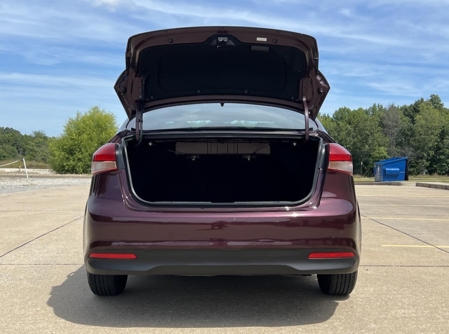 2018 BURGUNDY /Black Cloth Kia Forte LX (3KPFK4A75JE) with an 2.0L 4 Cyl. engine, Automatic transmission, located at 506 S. Kingshighway, Cape Girardeau, MO, 63703, (573) 235-5000, 37.294991, -89.553635 - 2018 Kia Forte LX 111xxx miles Front Wheel Drive 2.0L 4 Cyl. Automatic Backup Camera Bluetooth Cruise Power Windows/Locks/Mirrors We have financing available and we accept trades! Fill out a credit application on our website or come by today! If you have any questions, give us a call at (5 - Photo#16