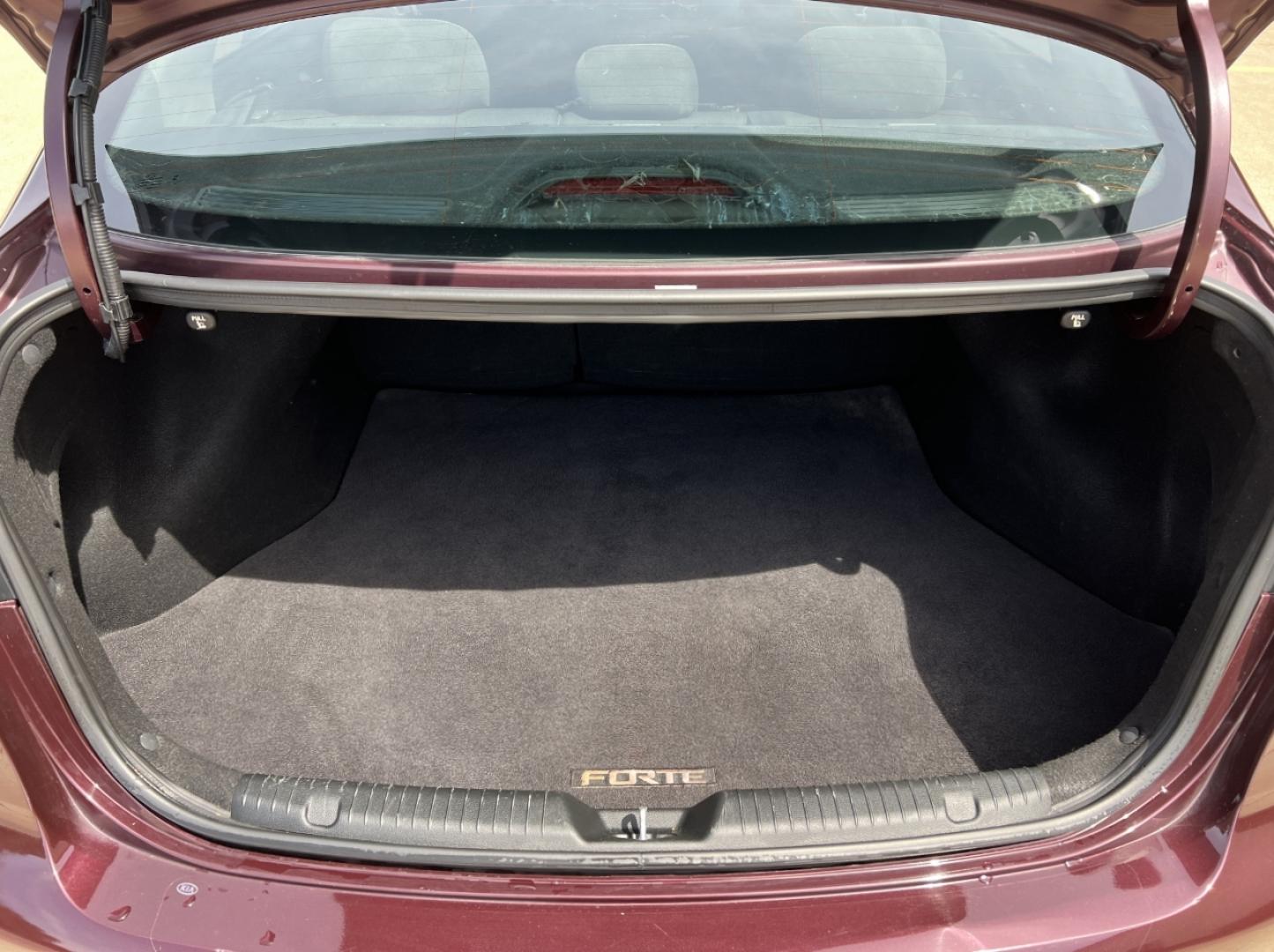 2018 BURGUNDY /Black Cloth Kia Forte LX (3KPFK4A75JE) with an 2.0L 4 Cyl. engine, Automatic transmission, located at 506 S. Kingshighway, Cape Girardeau, MO, 63703, (573) 235-5000, 37.294991, -89.553635 - 2018 Kia Forte LX 111xxx miles Front Wheel Drive 2.0L 4 Cyl. Automatic Backup Camera Bluetooth Cruise Power Windows/Locks/Mirrors We have financing available and we accept trades! Fill out a credit application on our website or come by today! If you have any questions, give us a call at (5 - Photo#17