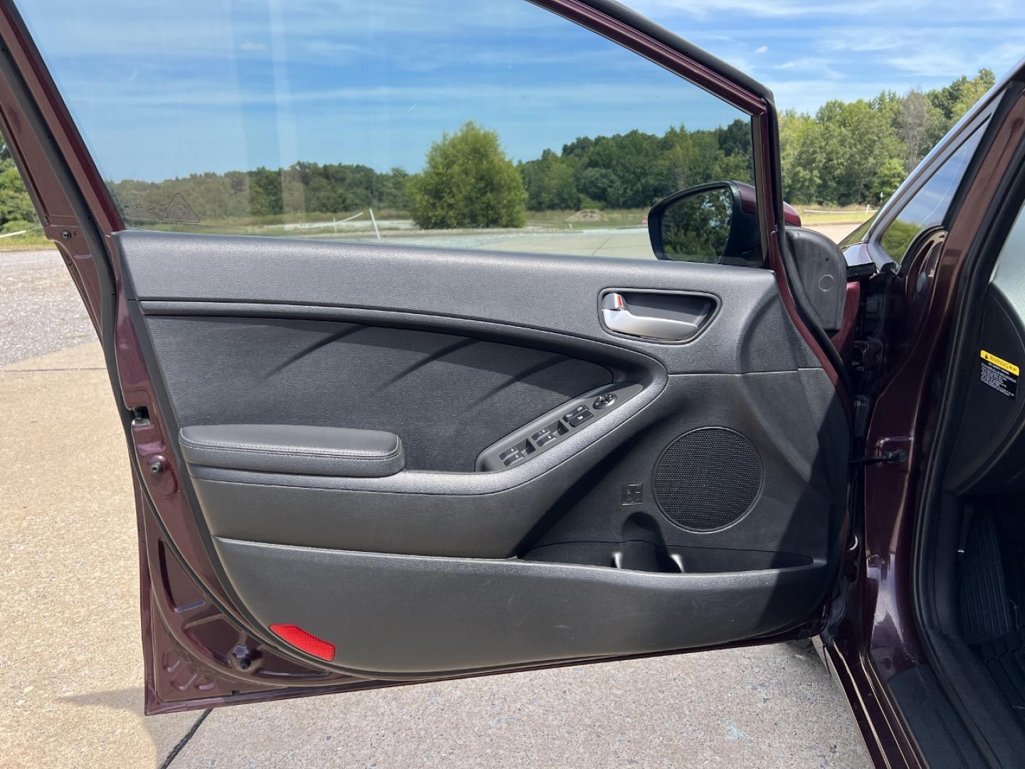 2018 BURGUNDY /Black Cloth Kia Forte LX (3KPFK4A75JE) with an 2.0L 4 Cyl. engine, Automatic transmission, located at 506 S. Kingshighway, Cape Girardeau, MO, 63703, (573) 235-5000, 37.294991, -89.553635 - 2018 Kia Forte LX 111xxx miles Front Wheel Drive 2.0L 4 Cyl. Automatic Backup Camera Bluetooth Cruise Power Windows/Locks/Mirrors We have financing available and we accept trades! Fill out a credit application on our website or come by today! If you have any questions, give us a call at (5 - Photo#10