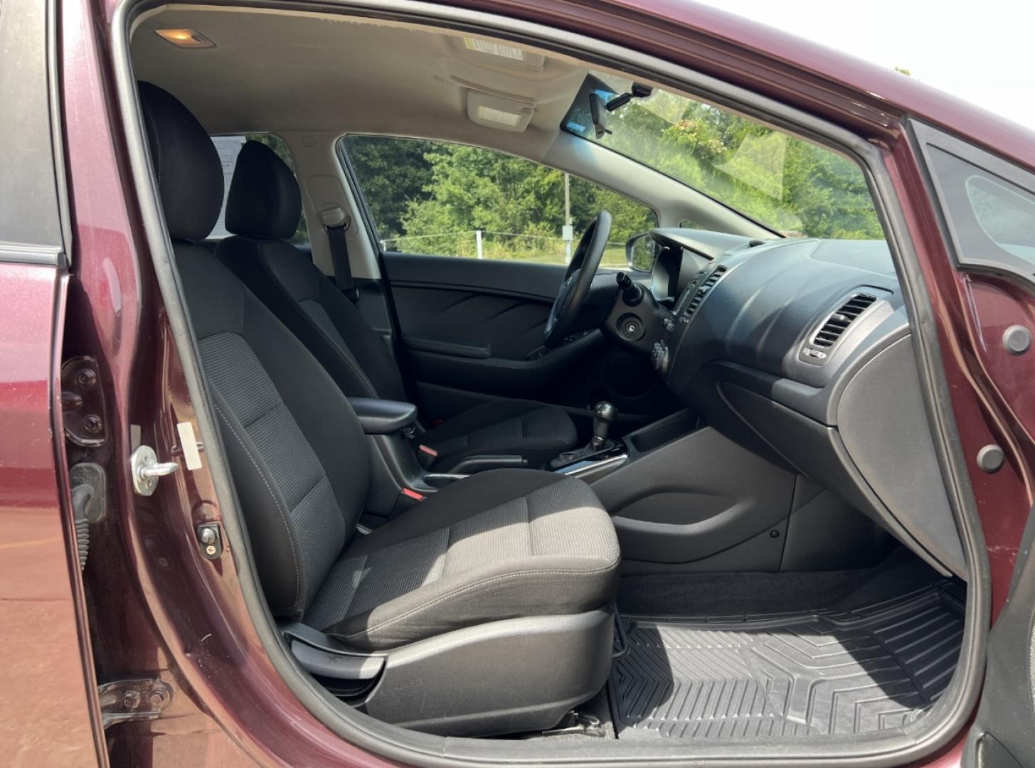 2018 BURGUNDY /Black Cloth Kia Forte LX (3KPFK4A75JE) with an 2.0L 4 Cyl. engine, Automatic transmission, located at 506 S. Kingshighway, Cape Girardeau, MO, 63703, (573) 235-5000, 37.294991, -89.553635 - 2018 Kia Forte LX 111xxx miles Front Wheel Drive 2.0L 4 Cyl. Automatic Backup Camera Bluetooth Cruise Power Windows/Locks/Mirrors We have financing available and we accept trades! Fill out a credit application on our website or come by today! If you have any questions, give us a call at (5 - Photo#13