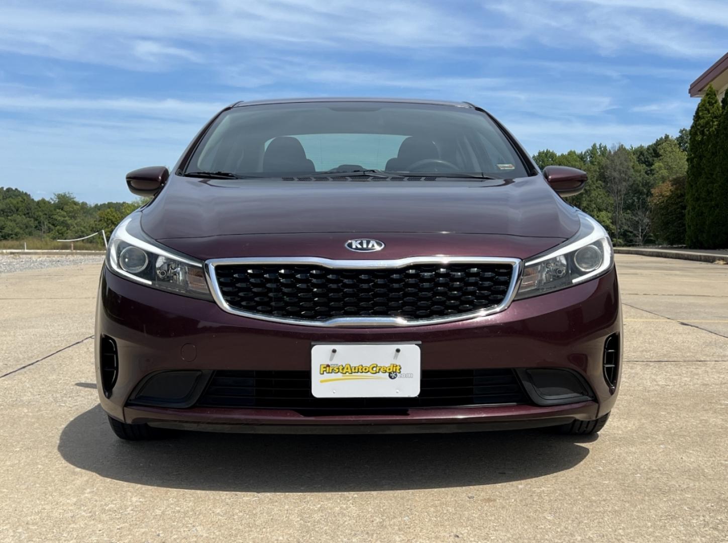 2018 BURGUNDY /Black Cloth Kia Forte LX (3KPFK4A75JE) with an 2.0L 4 Cyl. engine, Automatic transmission, located at 506 S. Kingshighway, Cape Girardeau, MO, 63703, (573) 235-5000, 37.294991, -89.553635 - 2018 Kia Forte LX 111xxx miles Front Wheel Drive 2.0L 4 Cyl. Automatic Backup Camera Bluetooth Cruise Power Windows/Locks/Mirrors We have financing available and we accept trades! Fill out a credit application on our website or come by today! If you have any questions, give us a call at (5 - Photo#9
