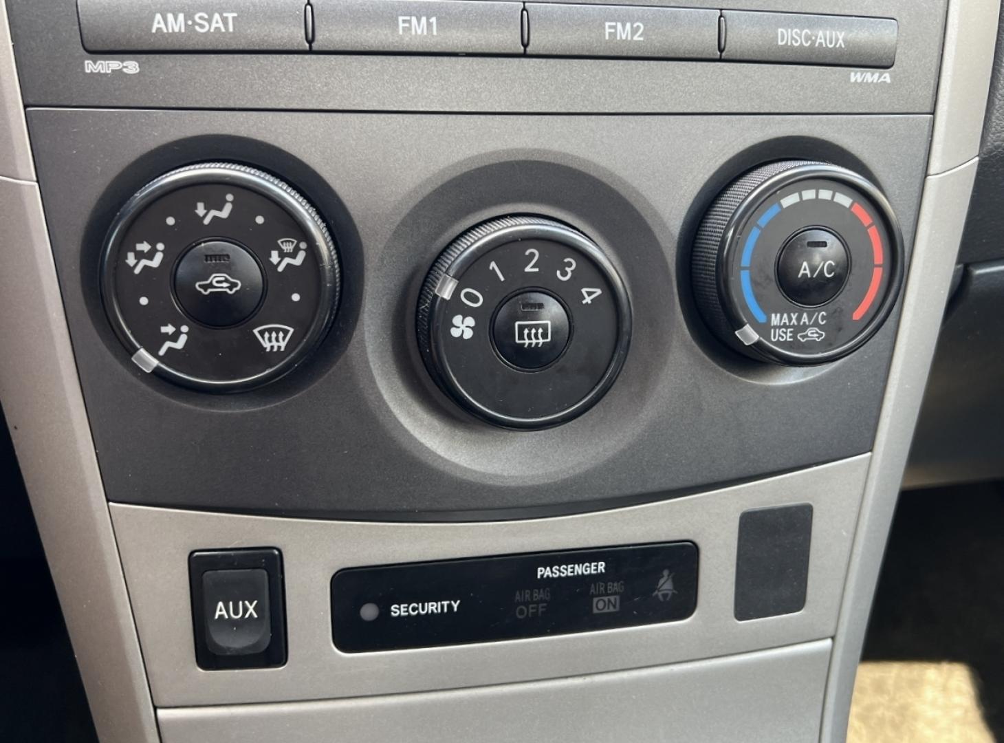 2009 SILVER /Black Cloth Toyota Corolla XRS (1NXBE40E89Z) with an 1.8L 4 Cyl. engine, 5-Speed Manual transmission, located at 2990 Old Orchard Rd., Jackson, MO, 63755, 37.354214, -89.612106 - 2009 Toyota Corolla XRS 157xxx miles Front Wheel Drive 2.4L 4 Cyl. 5-Speed Manual Sunroof Cruise Power Windows/Locks/Mirrors We have financing available and we accept trades! Fill out a credit application on our website or come by today! If you have any questions, give us a call at (573) 20 - Photo#23