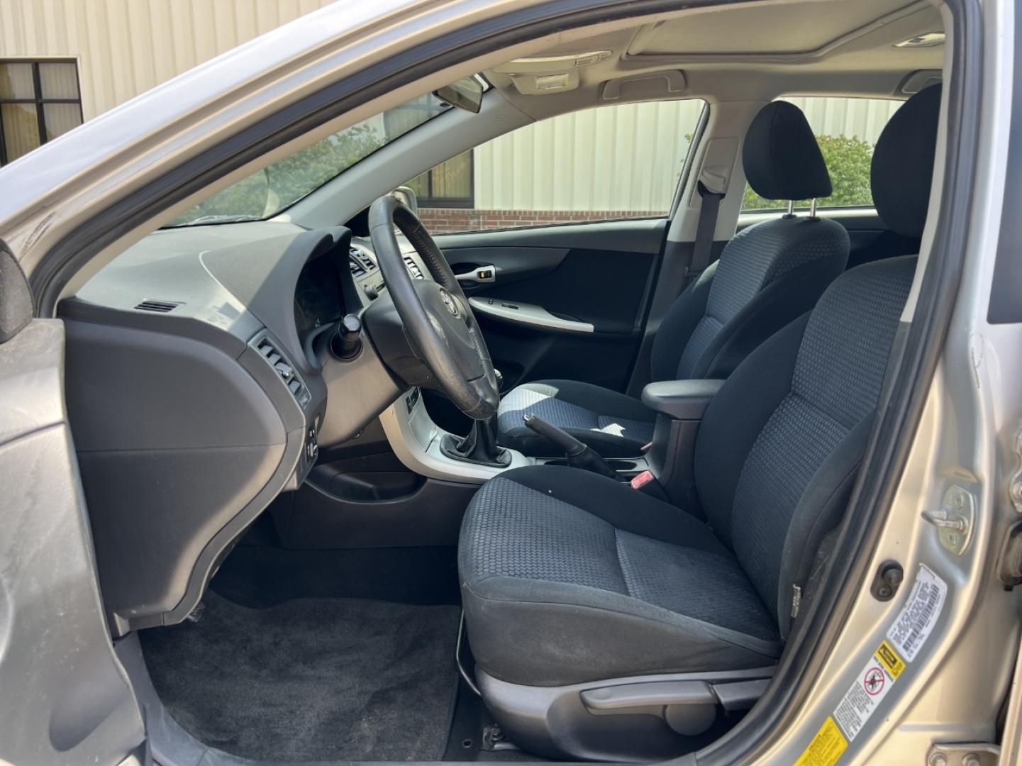 2009 SILVER /Black Cloth Toyota Corolla XRS (1NXBE40E89Z) with an 1.8L 4 Cyl. engine, 5-Speed Manual transmission, located at 2990 Old Orchard Rd., Jackson, MO, 63755, 37.354214, -89.612106 - 2009 Toyota Corolla XRS 157xxx miles Front Wheel Drive 2.4L 4 Cyl. 5-Speed Manual Sunroof Cruise Power Windows/Locks/Mirrors We have financing available and we accept trades! Fill out a credit application on our website or come by today! If you have any questions, give us a call at (573) 20 - Photo#11