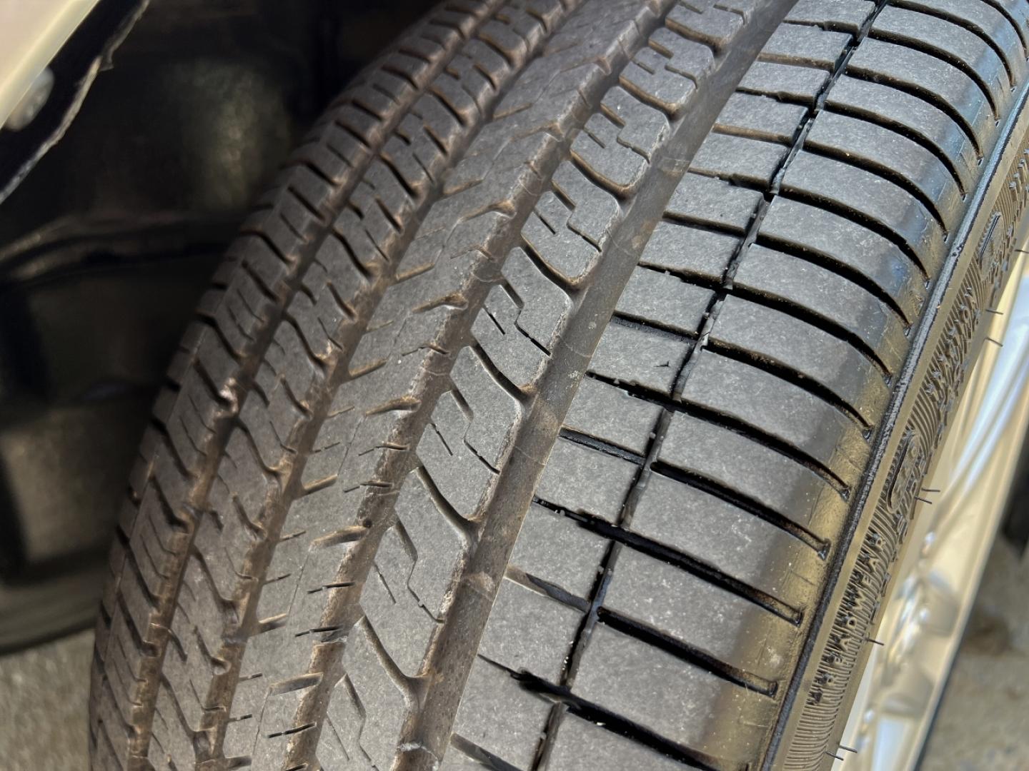 2009 SILVER /Black Cloth Toyota Corolla XRS (1NXBE40E89Z) with an 1.8L 4 Cyl. engine, 5-Speed Manual transmission, located at 2990 Old Orchard Rd., Jackson, MO, 63755, 37.354214, -89.612106 - 2009 Toyota Corolla XRS 157xxx miles Front Wheel Drive 2.4L 4 Cyl. 5-Speed Manual Sunroof Cruise Power Windows/Locks/Mirrors We have financing available and we accept trades! Fill out a credit application on our website or come by today! If you have any questions, give us a call at (573) 20 - Photo#30