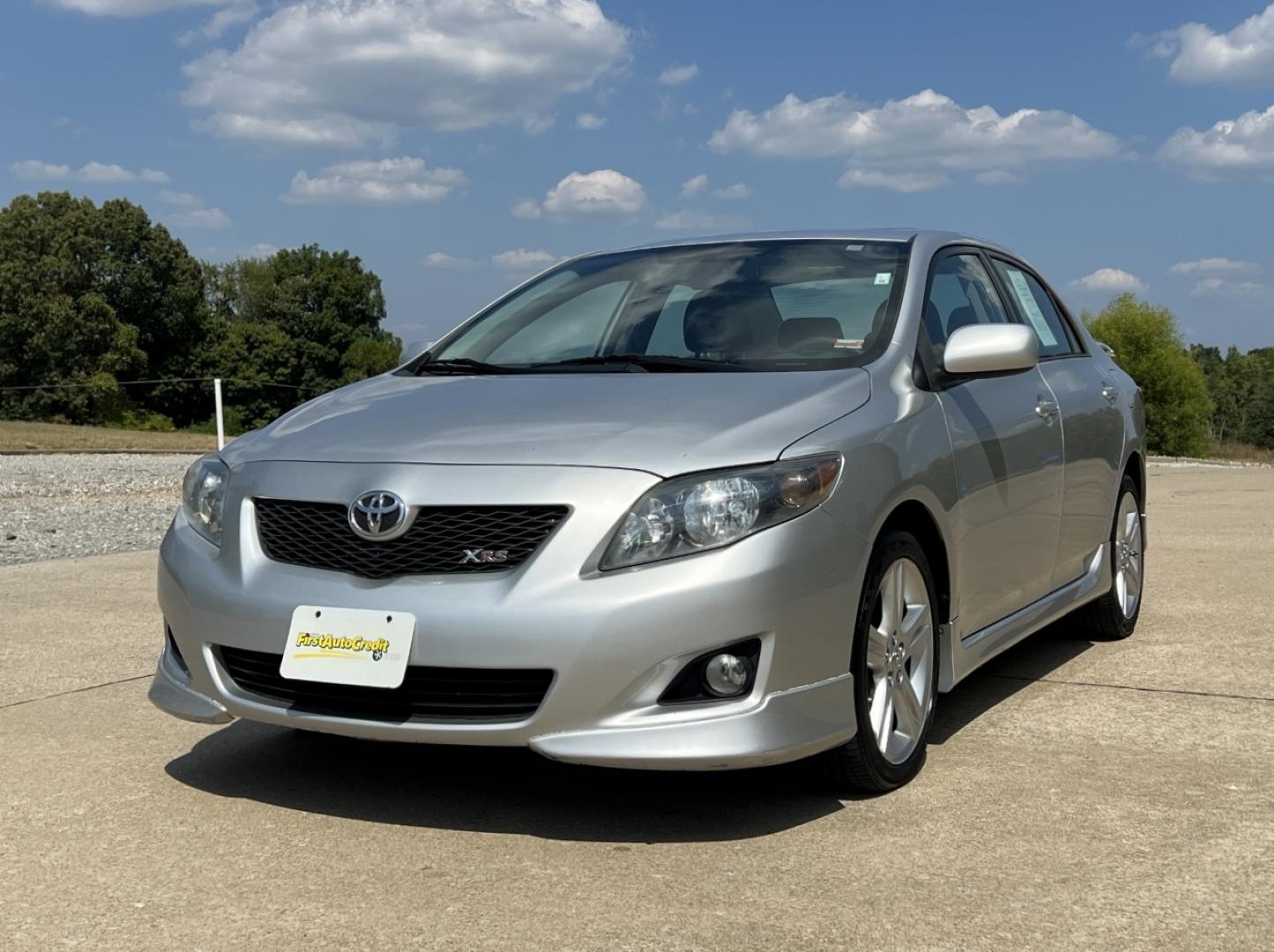 2009 SILVER /Black Cloth Toyota Corolla XRS (1NXBE40E89Z) with an 1.8L 4 Cyl. engine, 5-Speed Manual transmission, located at 2990 Old Orchard Rd., Jackson, MO, 63755, 37.354214, -89.612106 - 2009 Toyota Corolla XRS 157xxx miles Front Wheel Drive 2.4L 4 Cyl. 5-Speed Manual Sunroof Cruise Power Windows/Locks/Mirrors We have financing available and we accept trades! Fill out a credit application on our website or come by today! If you have any questions, give us a call at (573) 20 - Photo#3