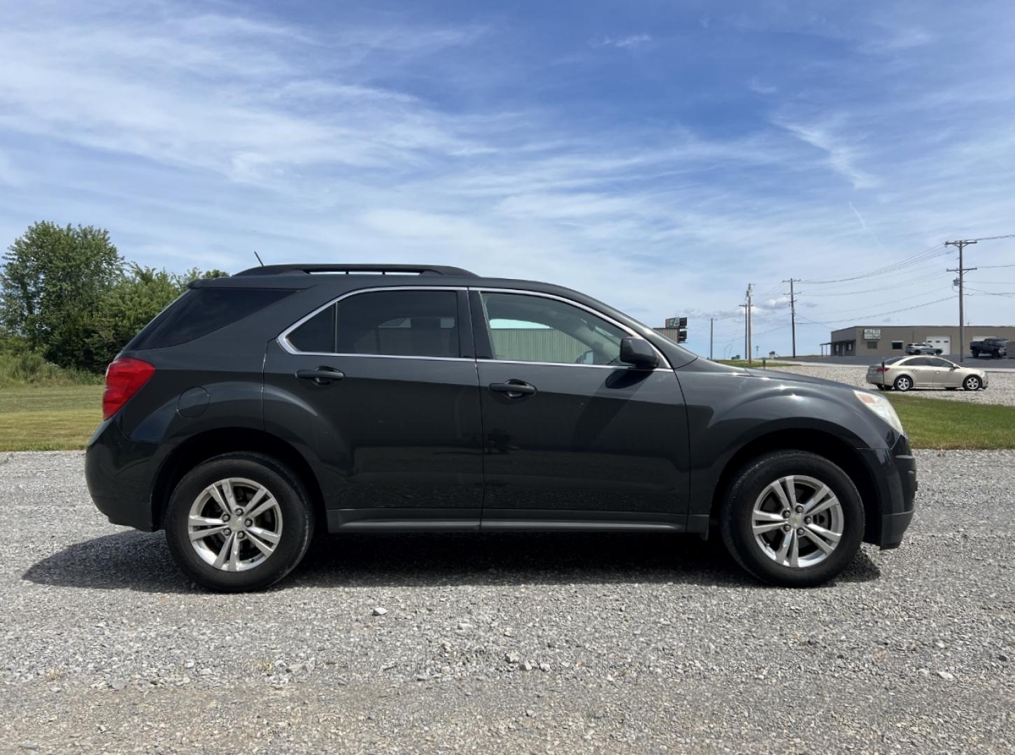2013 GRAY /Black Cloth Chevrolet Equinox 1LT 2WD (2GNALDEK8D6) with an 2.4L 4 Cyl. engine, Automatic transmission, located at 2990 Old Orchard Rd., Jackson, MO, 63755, 37.354214, -89.612106 - We have financing available and we accept trades! Fill out a credit application on our website or come by today! If you have any questions, give us a call at (573) 204-7777 or visit our website at firstautocredit.com. - Photo#6