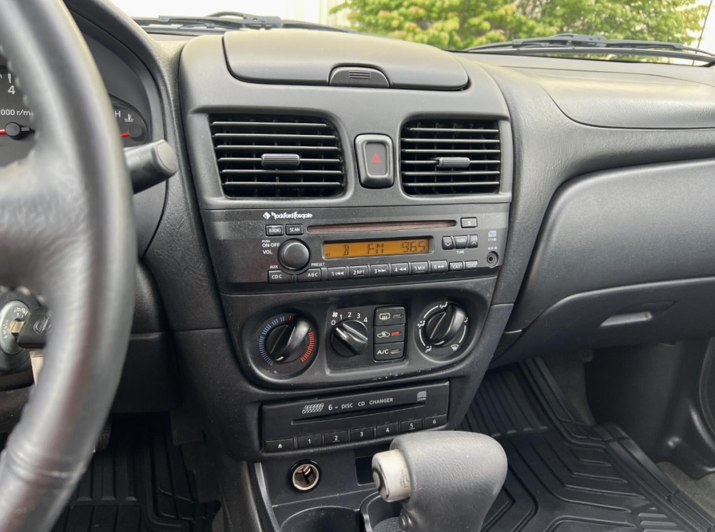 2006 GRAY /Gray Cloth Nissan Sentra 1.8 Special Edition (3N1CB51D16L) with an 1.8L 4 Cyl. engine, Automatic transmission, located at 506 S. Kingshighway, Cape Girardeau, MO, 63703, (573) 235-5000, 37.294991, -89.553635 - 2006 Nissan Sentra 1.8 Special Edition 115xxx miles Front Wheel Drive 1.8L 4 Cyl. Automatic Cruise Power Windows/Locks/Mirrors We have financing available and we accept trades! Fill out a credit application on our website or come by today! If you have any questions, give us a call at (573) 2 - Photo#19
