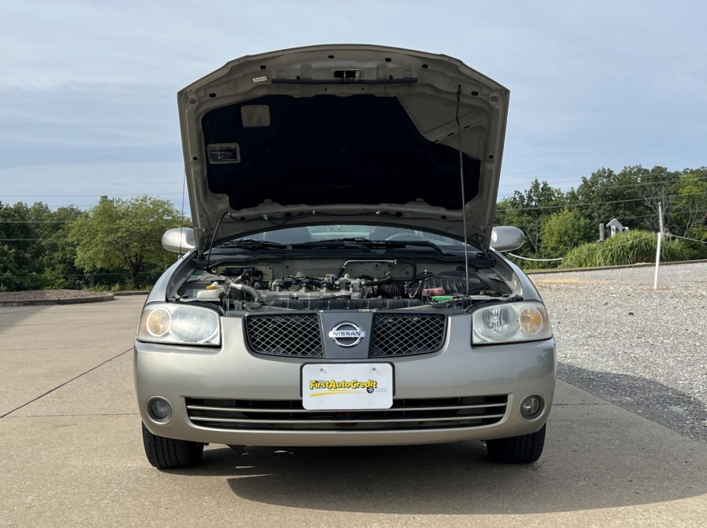 2006 GRAY /Gray Cloth Nissan Sentra 1.8 Special Edition (3N1CB51D16L) with an 1.8L 4 Cyl. engine, Automatic transmission, located at 506 S. Kingshighway, Cape Girardeau, MO, 63703, (573) 235-5000, 37.294991, -89.553635 - 2006 Nissan Sentra 1.8 Special Edition 115xxx miles Front Wheel Drive 1.8L 4 Cyl. Automatic Cruise Power Windows/Locks/Mirrors We have financing available and we accept trades! Fill out a credit application on our website or come by today! If you have any questions, give us a call at (573) 2 - Photo#24