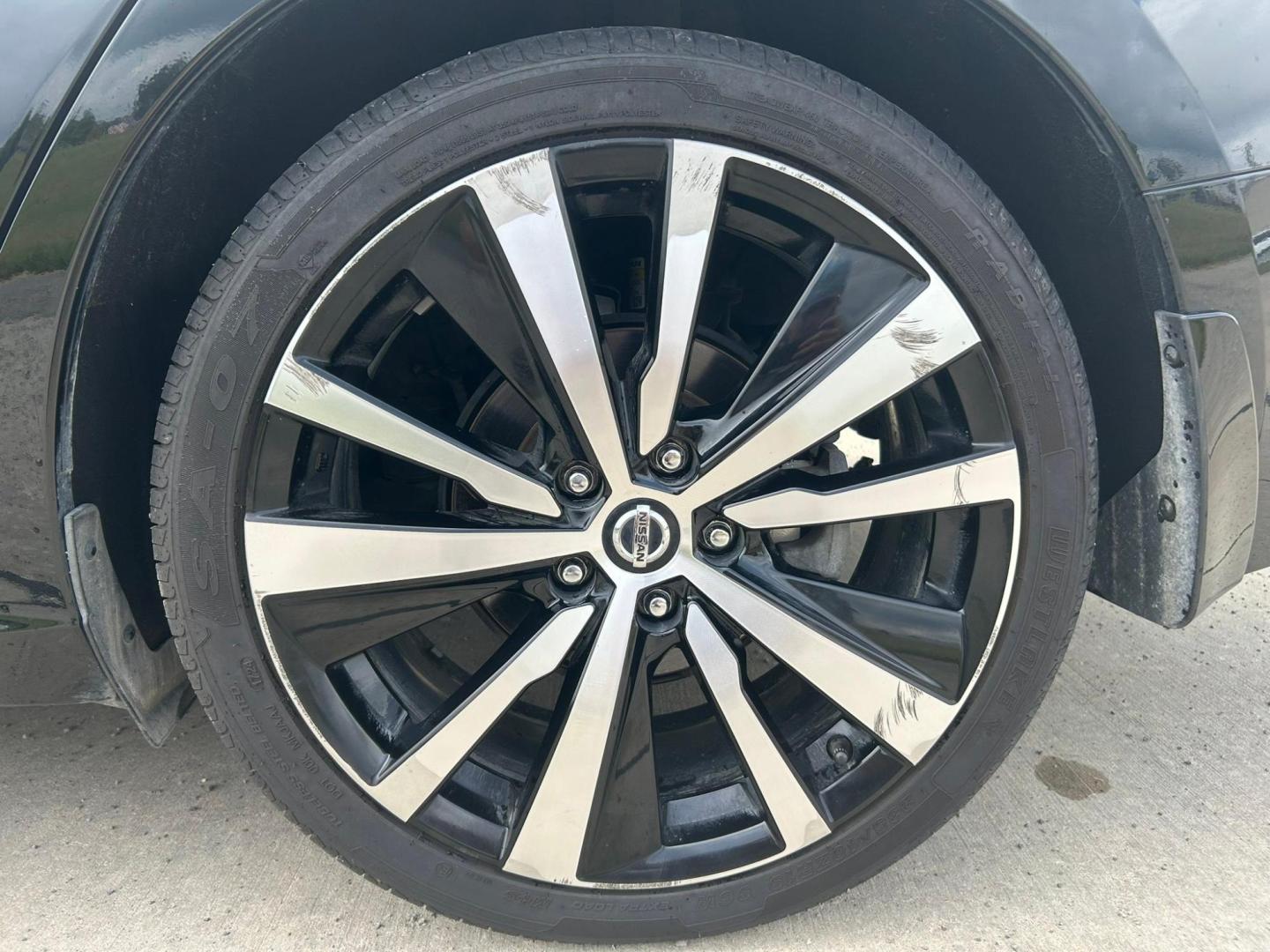 2020 BLACK /Black Nissan Altima VC-T Platinum (1N4AL4FV5LC) with an 2.0L L4 DOHC 16V TURBO engine, CVT transmission, located at 506 S. Kingshighway, Cape Girardeau, MO, 63703, (573) 235-5000, 37.294991, -89.553635 - 2020 Nissan Altima Platinum 84xxx Miles 2.0 I4 Variable Compression Turbo Front Wheel Drive Automatic Leather Power Seats Heated Seats/Steering Wheel Remote Start Remote Entry Navigation Sunroof Cruise Power Windows/Locks/Mirrors We have financing available and we accept trades! Fill o - Photo#34