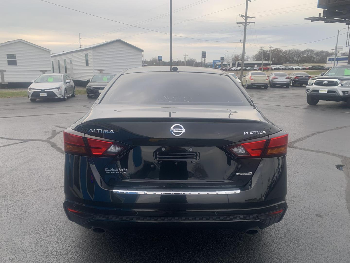 2020 BLACK /Black Nissan Altima VC-T Platinum (1N4AL4FV5LC) with an 2.0L L4 DOHC 16V TURBO engine, CVT transmission, located at 506 S. Kingshighway, Cape Girardeau, MO, 63703, (573) 235-5000, 37.294991, -89.553635 - 2020 Nissan Altima Platinum 84xxx Miles 2.0 I4 Variable Compression Turbo Front Wheel Drive Automatic Leather Power Seats Heated Seats/Steering Wheel Remote Start Remote Entry Navigation Sunroof Cruise Power Windows/Locks/Mirrors We have financing available and we accept trades! Fill o - Photo#7