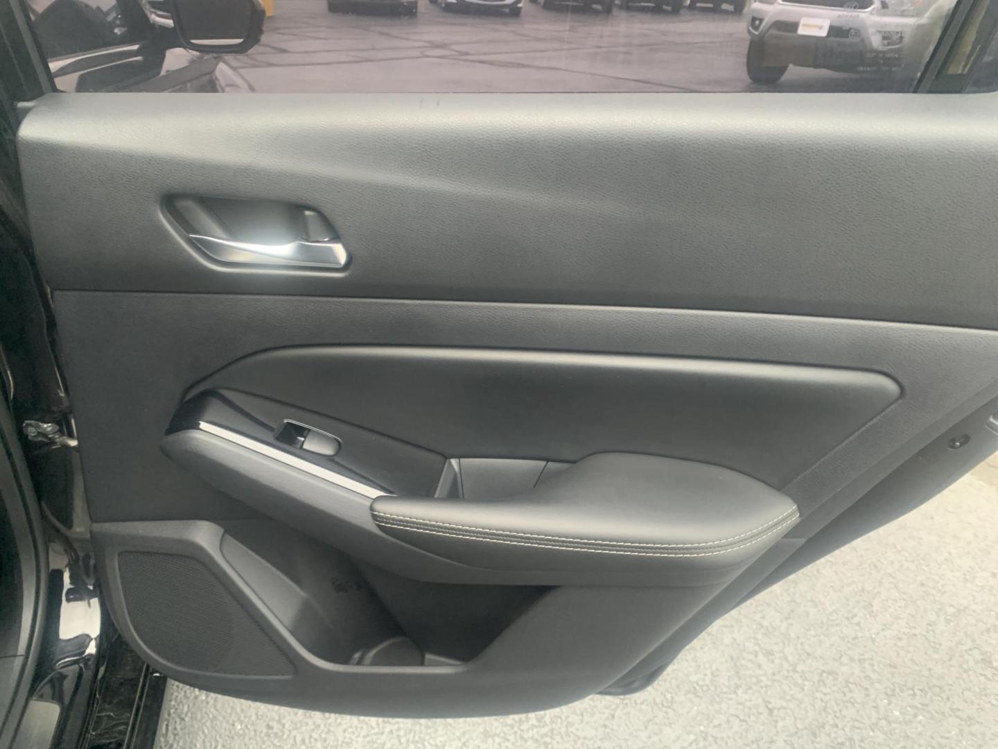 2020 BLACK /Black Nissan Altima VC-T Platinum (1N4AL4FV5LC) with an 2.0L L4 DOHC 16V TURBO engine, CVT transmission, located at 506 S. Kingshighway, Cape Girardeau, MO, 63703, (573) 235-5000, 37.294991, -89.553635 - 2020 Nissan Altima Platinum 84xxx Miles 2.0 I4 Variable Compression Turbo Front Wheel Drive Automatic Leather Power Seats Heated Seats/Steering Wheel Remote Start Remote Entry Navigation Sunroof Cruise Power Windows/Locks/Mirrors We have financing available and we accept trades! Fill o - Photo#11