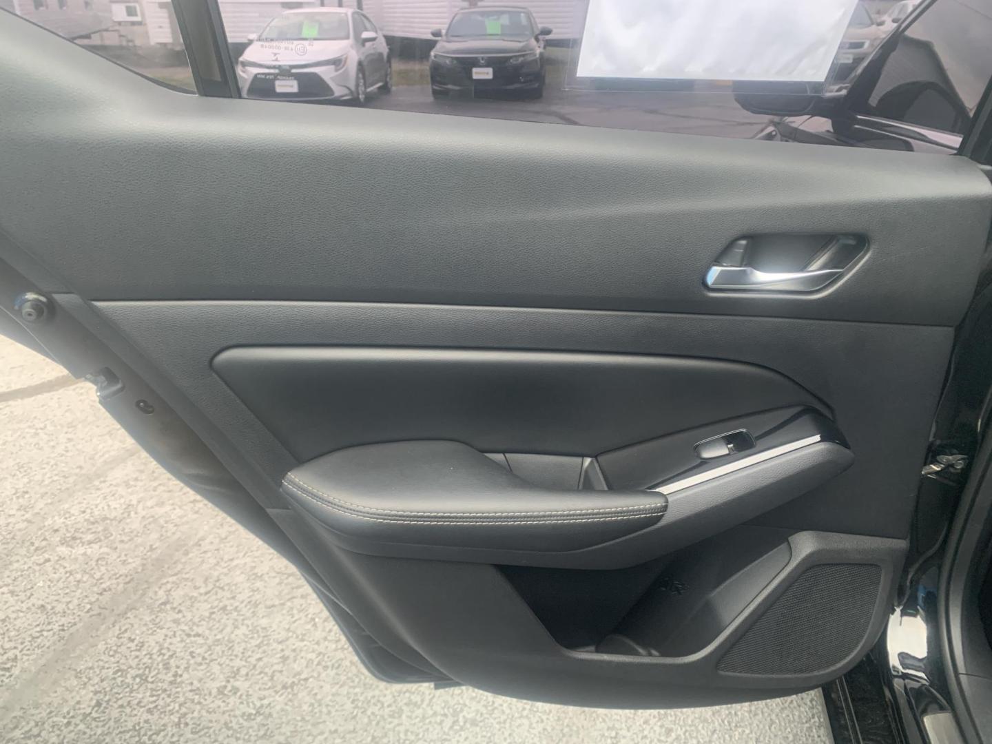 2020 BLACK /Black Nissan Altima VC-T Platinum (1N4AL4FV5LC) with an 2.0L L4 DOHC 16V TURBO engine, CVT transmission, located at 506 S. Kingshighway, Cape Girardeau, MO, 63703, (573) 235-5000, 37.294991, -89.553635 - 2020 Nissan Altima Platinum 84xxx Miles 2.0 I4 Variable Compression Turbo Front Wheel Drive Automatic Leather Power Seats Heated Seats/Steering Wheel Remote Start Remote Entry Navigation Sunroof Cruise Power Windows/Locks/Mirrors We have financing available and we accept trades! Fill o - Photo#13