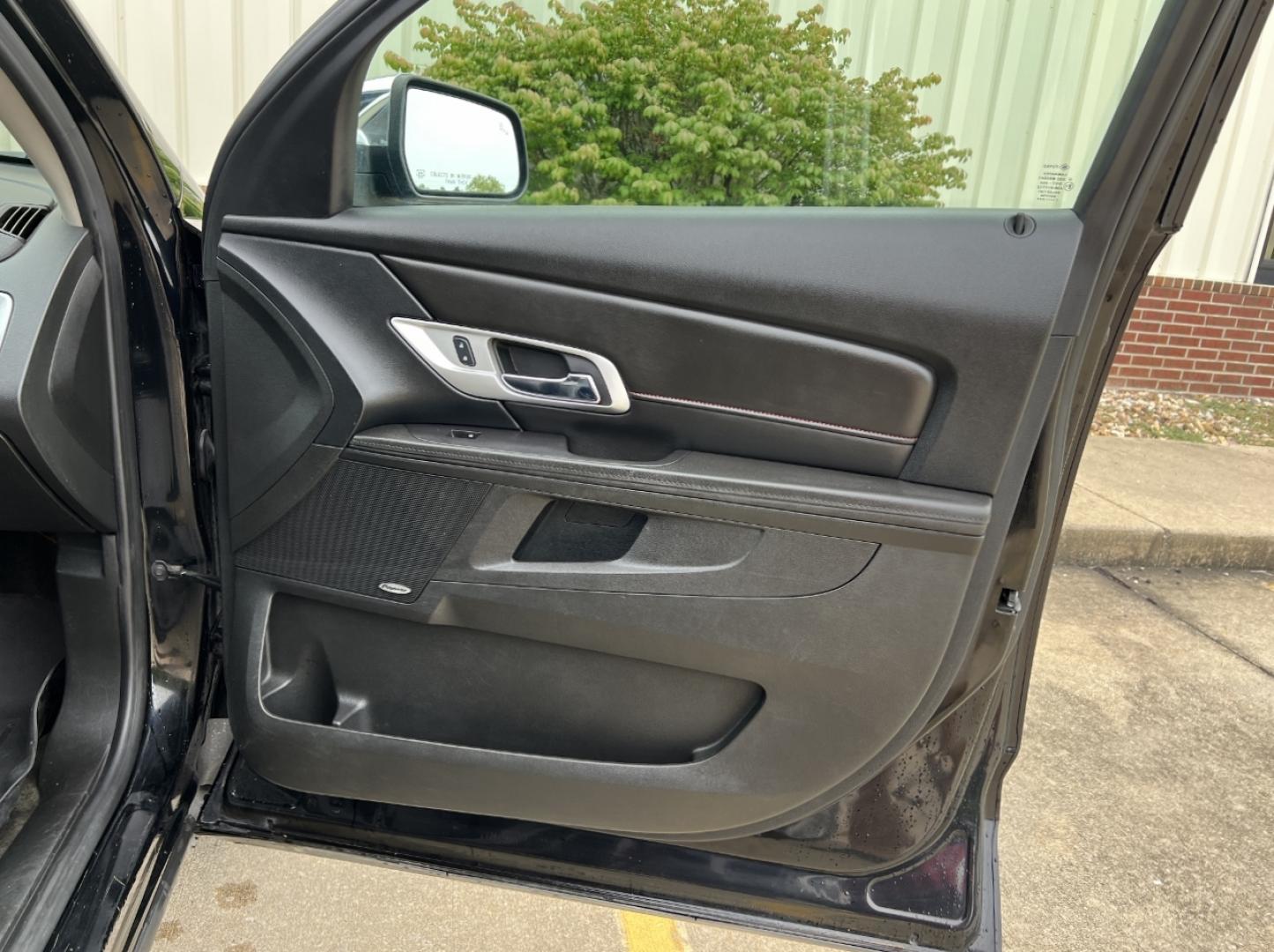 2017 BLACK /Black Leather GMC Terrain SLT AWD (2GKFLUEK1H6) with an 2.4L 4 Cyl. engine, Automatic transmission, located at 506 S. Kingshighway, Cape Girardeau, MO, 63703, (573) 235-5000, 37.294991, -89.553635 - 2017 GMC Terrain SLT 124xxx miles All Wheel Drive 2.4L 4 Cyl. Automatic Leather Navigation Power/Heated Seats Backup Camera Sunroof Bluetooth Remote Start Cruise Power Windows/Locks/Mirrors We have financing available and we accept trades! Fill out a credit application on our website o - Photo#17