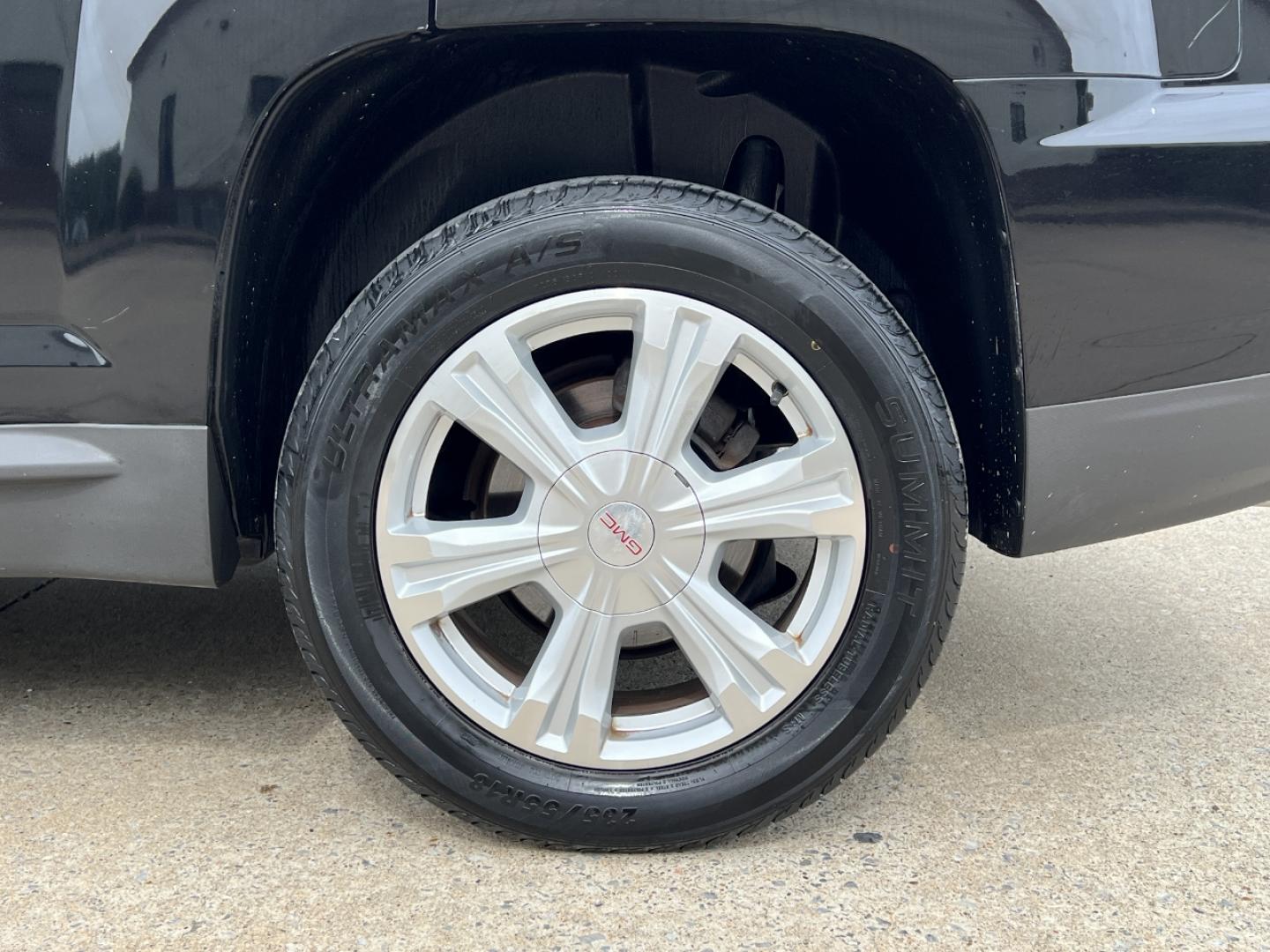 2017 BLACK /Black Leather GMC Terrain SLT AWD (2GKFLUEK1H6) with an 2.4L 4 Cyl. engine, Automatic transmission, located at 506 S. Kingshighway, Cape Girardeau, MO, 63703, (573) 235-5000, 37.294991, -89.553635 - 2017 GMC Terrain SLT 124xxx miles All Wheel Drive 2.4L 4 Cyl. Automatic Leather Navigation Power/Heated Seats Backup Camera Sunroof Bluetooth Remote Start Cruise Power Windows/Locks/Mirrors We have financing available and we accept trades! Fill out a credit application on our website o - Photo#36